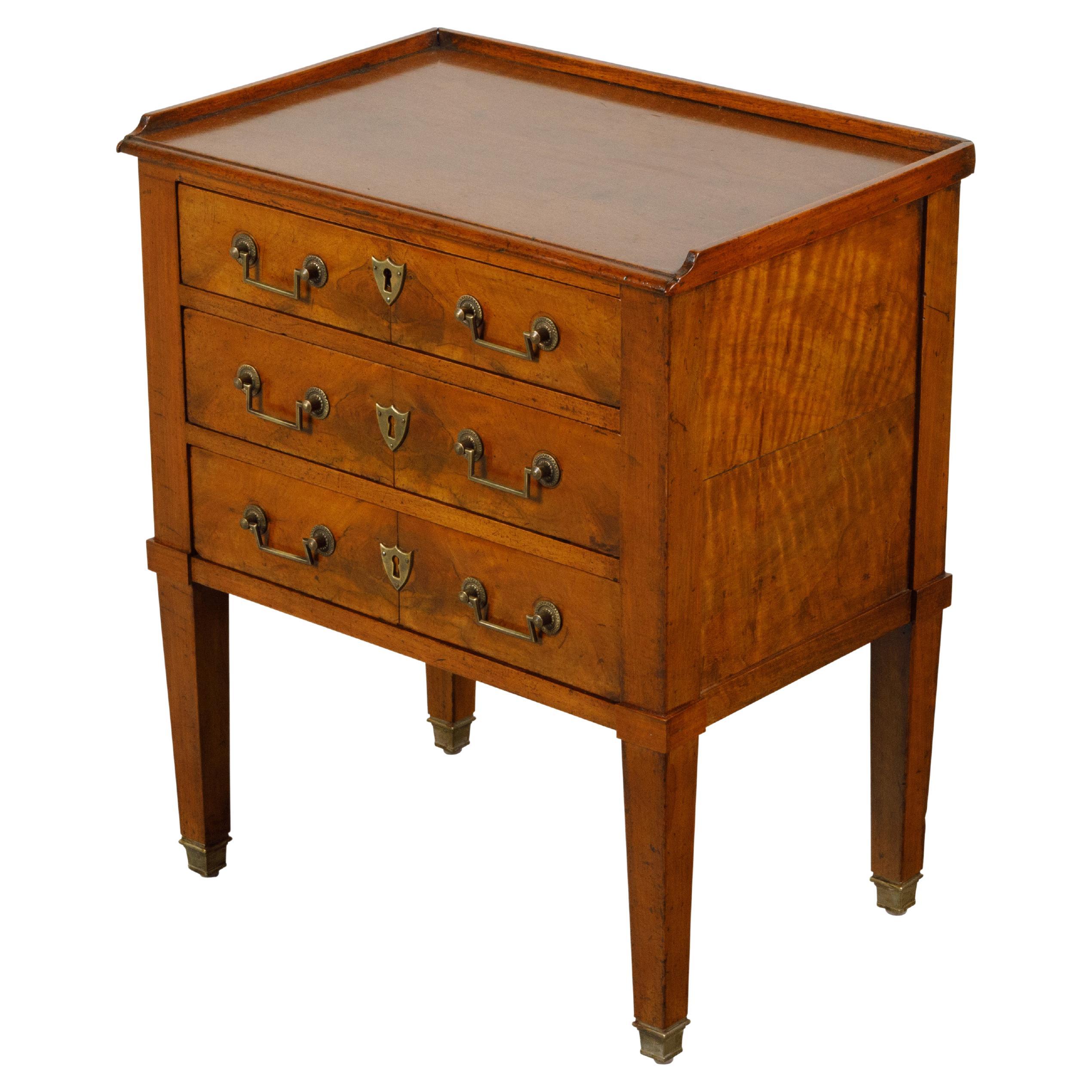 Petite French 19th Century Walnut Bedside Table with Three Drawers and Gallery