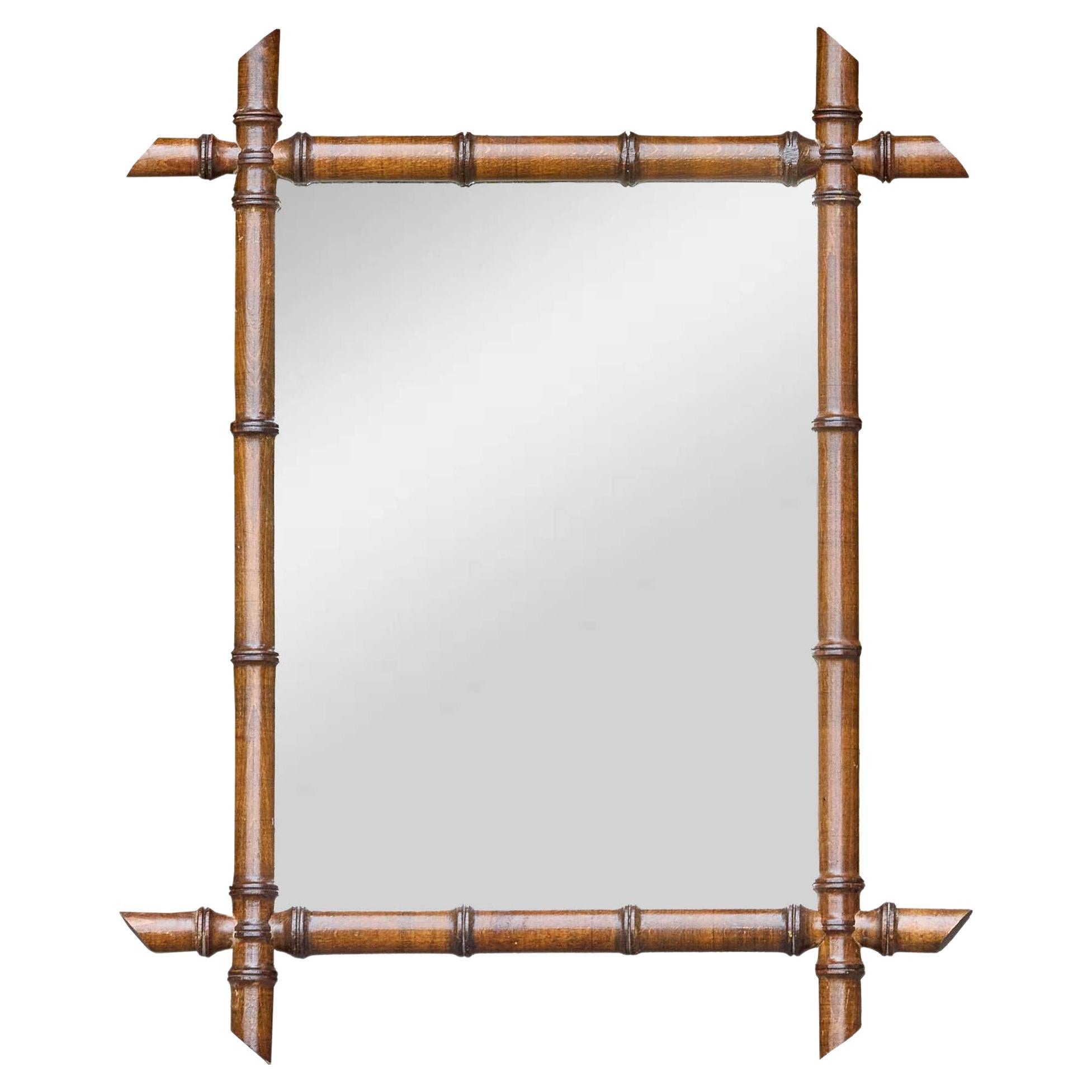 Petite French Antique Faux Bamboo Mirror mit warmer Patina, um 1900 im Angebot