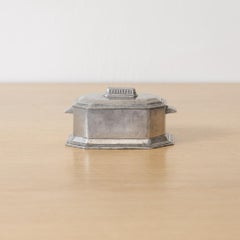 Kleine französische Art-Déco-Box