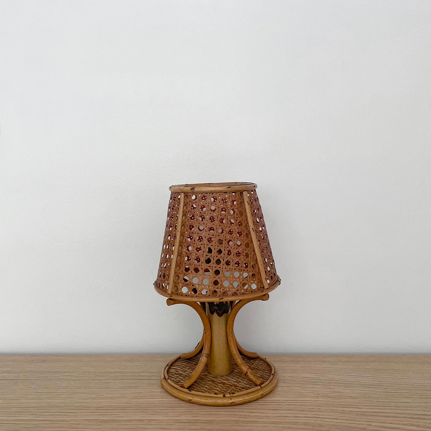 Petite French Cane Table Lamp In Good Condition For Sale In Los Angeles, CA