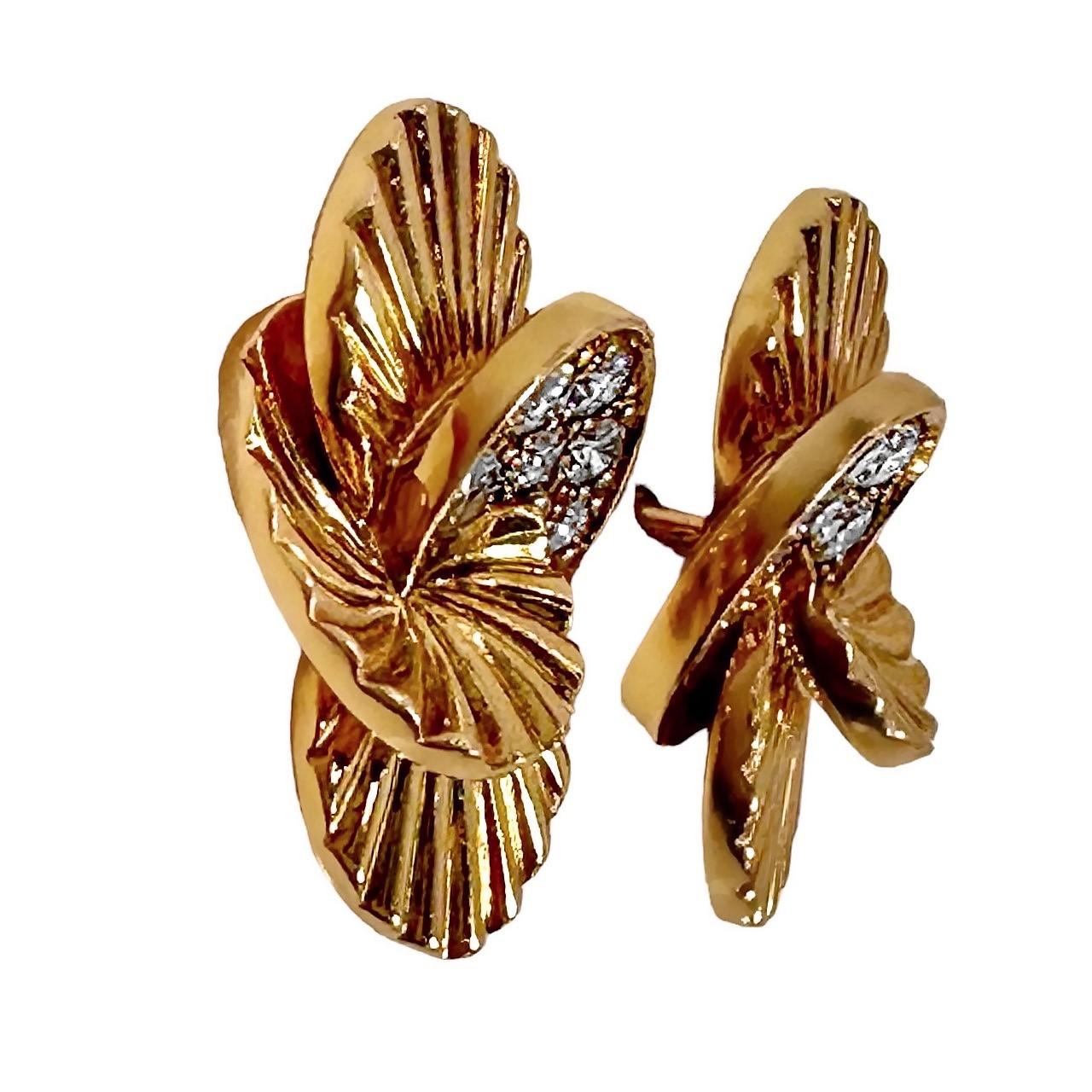 French Cut Petite French Cartier Rose Gold and Diamonds Earrings For Sale