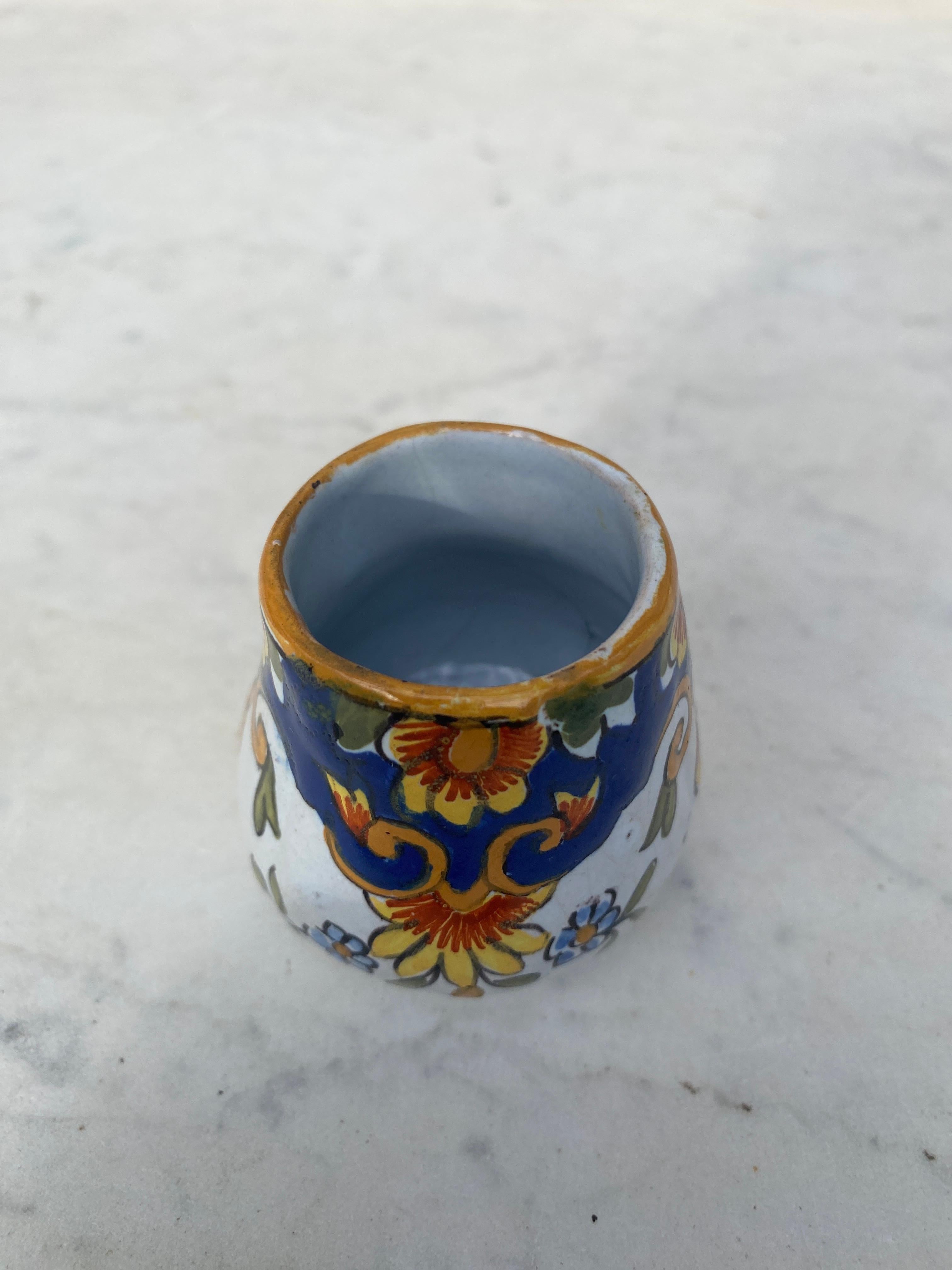 Petite French Faience Vase Desvres, circa 1900 In Good Condition For Sale In Austin, TX