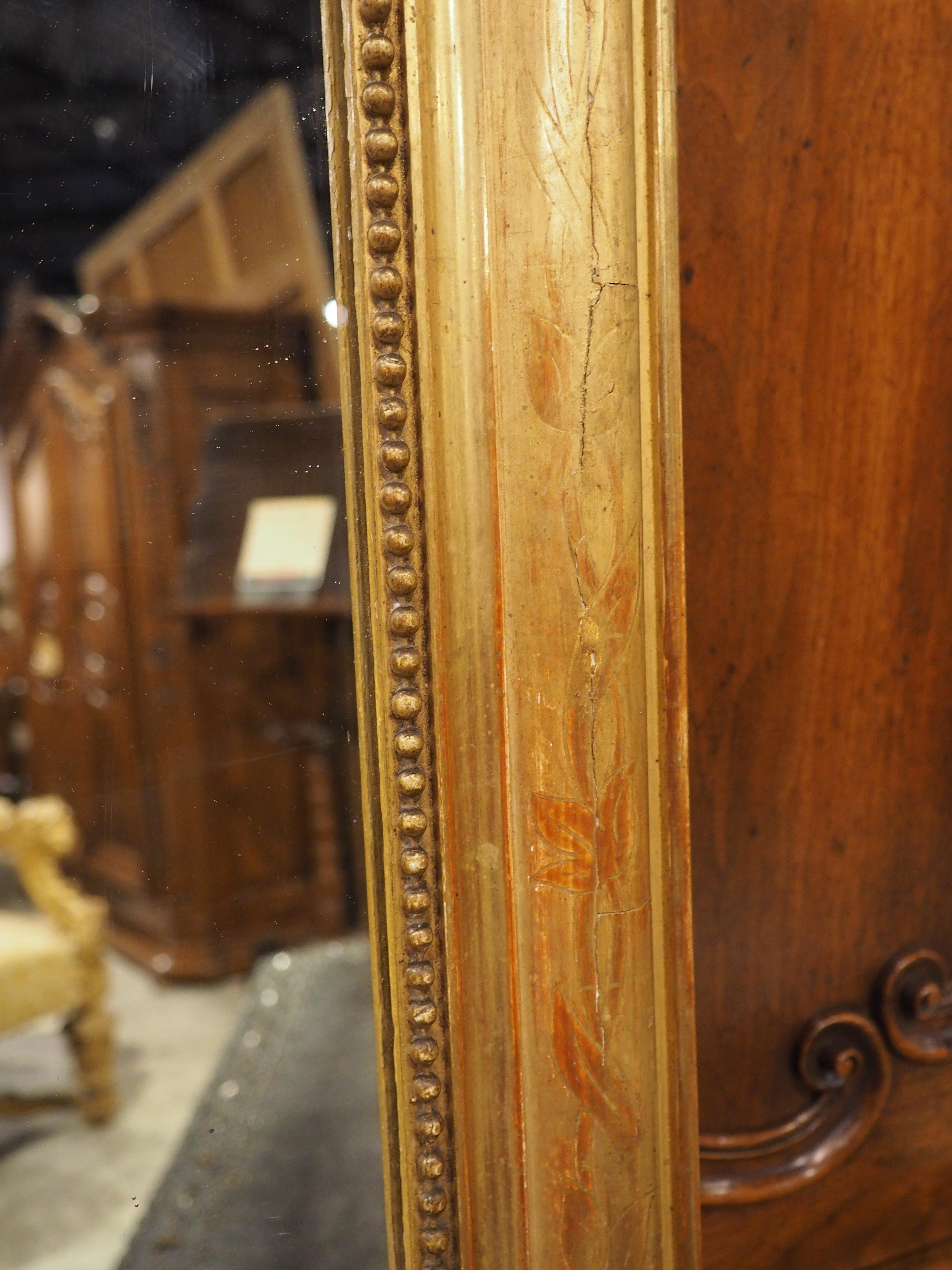 Specchio francese in legno dorato in stile Louis Philippe, CIRCA 1870 in vendita 3