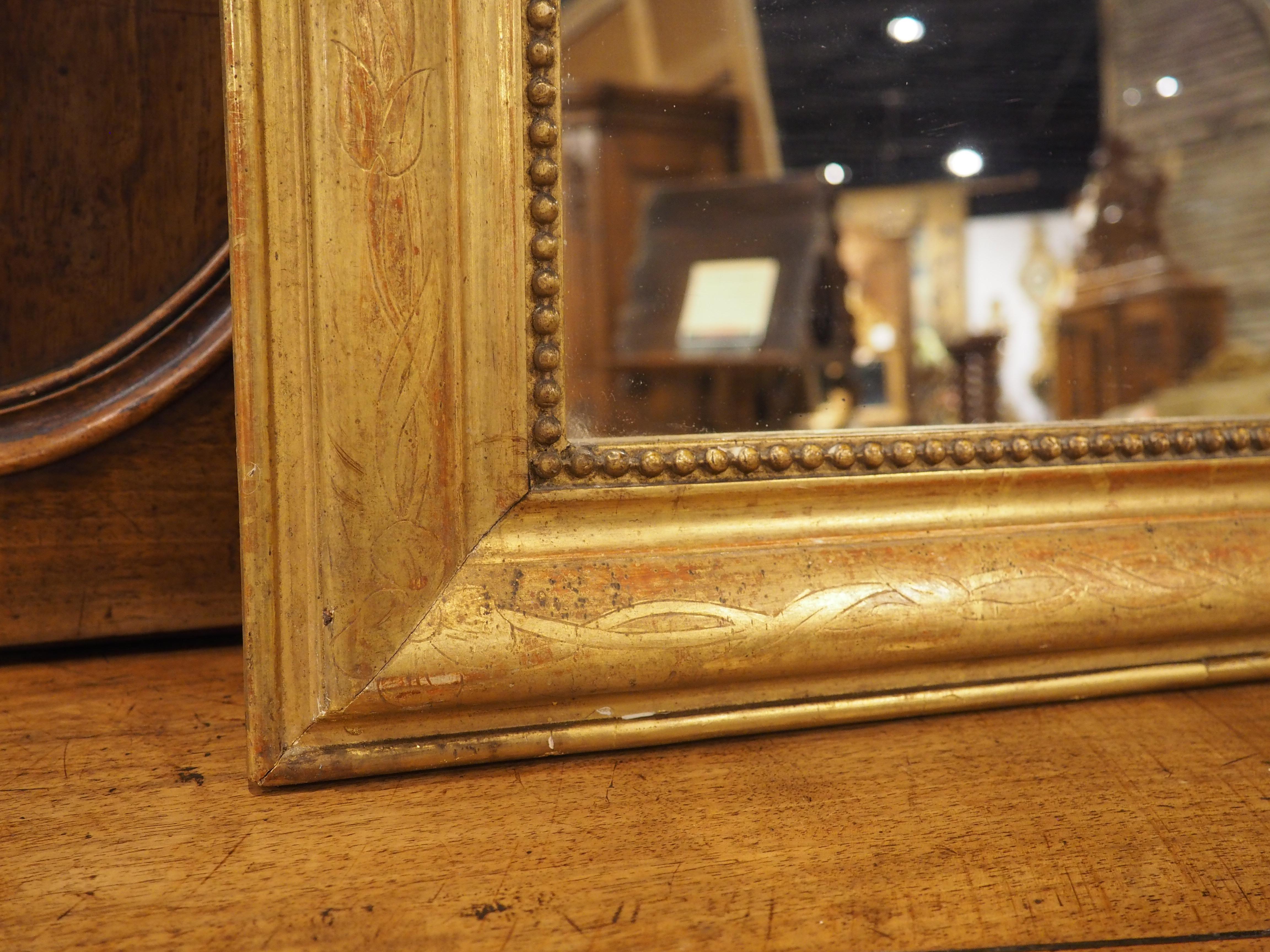 Specchio francese in legno dorato in stile Louis Philippe, CIRCA 1870 In condizioni buone in vendita a Dallas, TX