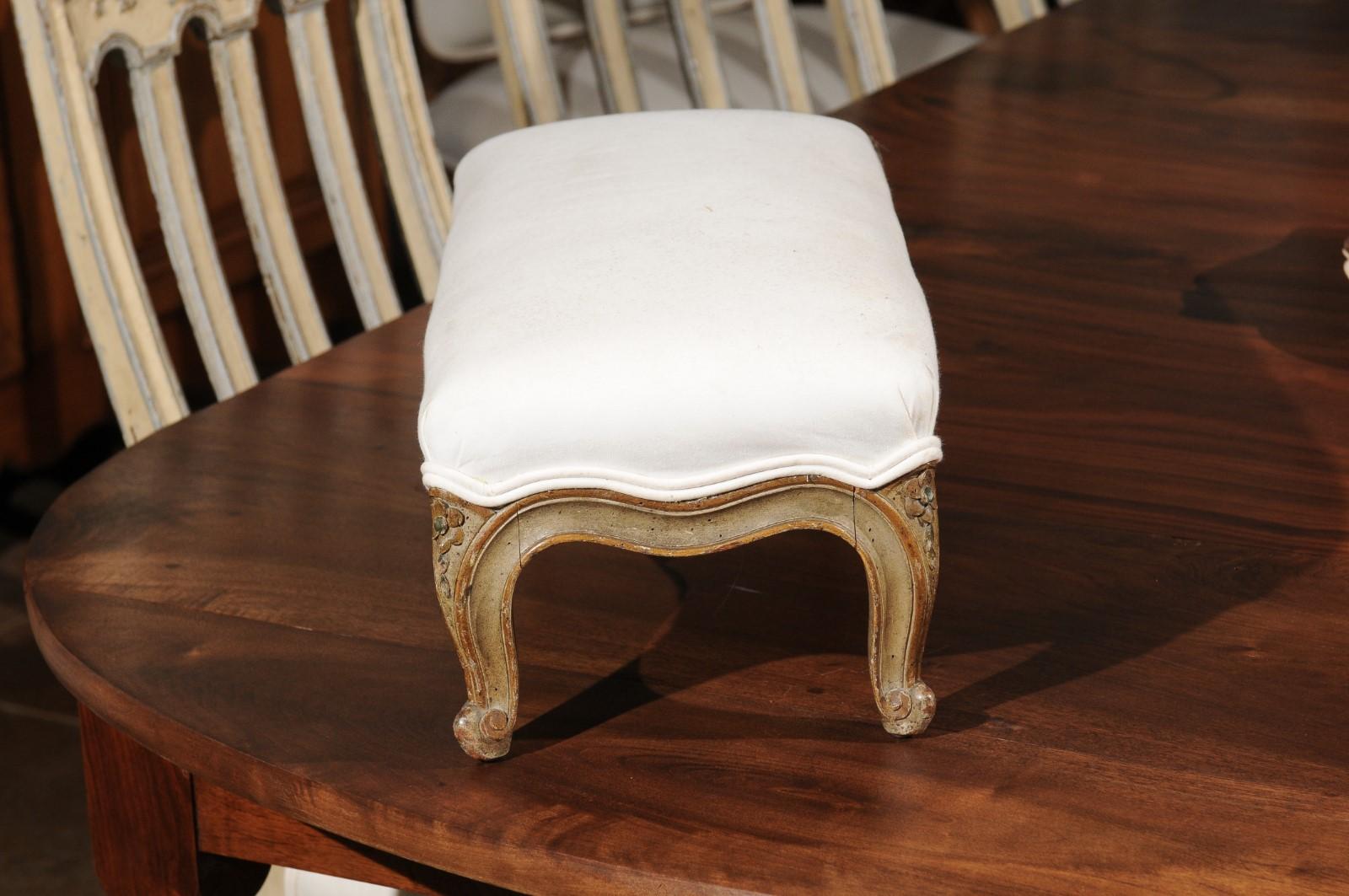 Petite French Louis XV Style 19th Century Painted Wood Footstool from Provence 3