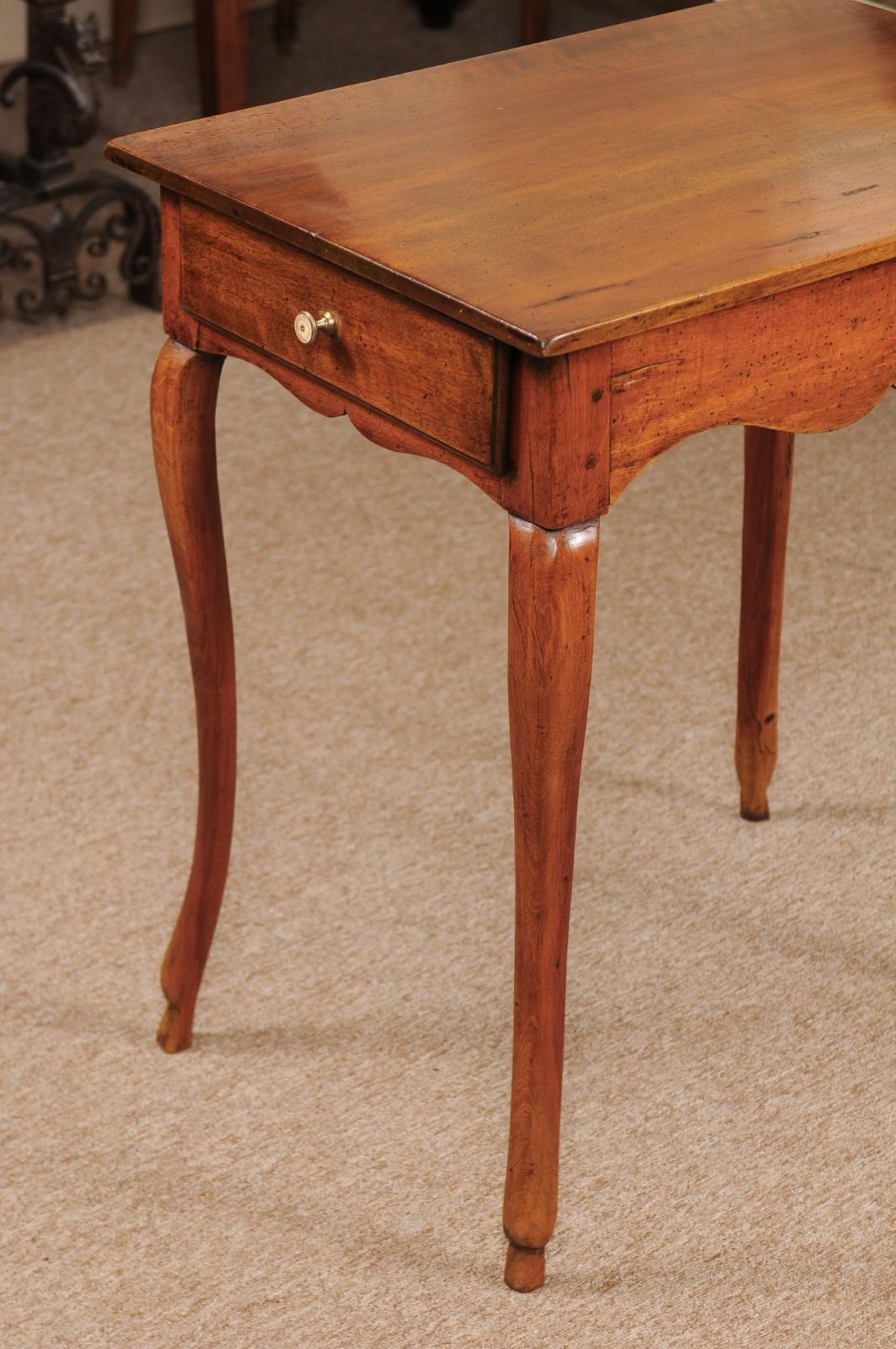 Petite French Louis XV Walnut Side Table, Mid-18th Century  7
