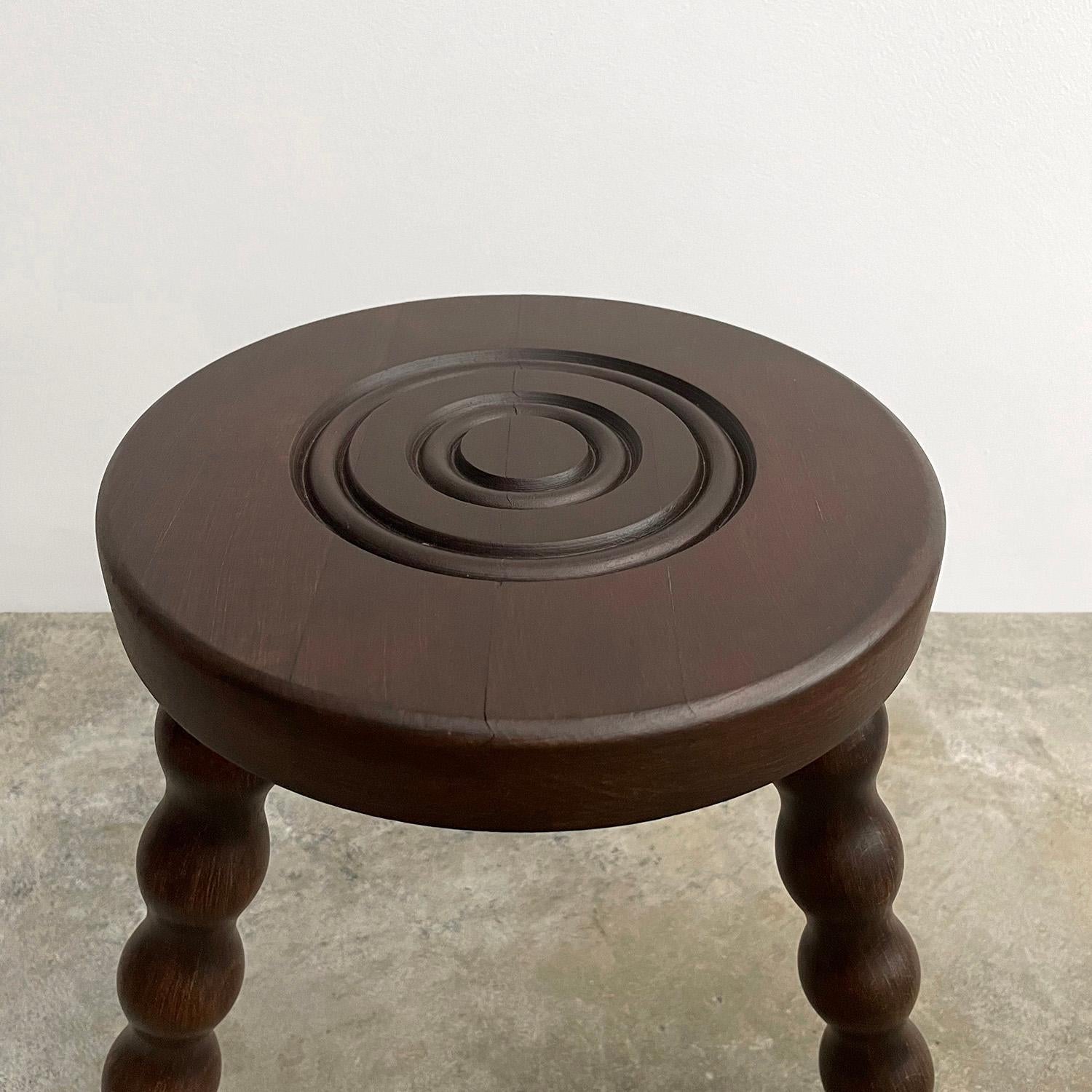 Petite French Oak Tripod Stool For Sale 9