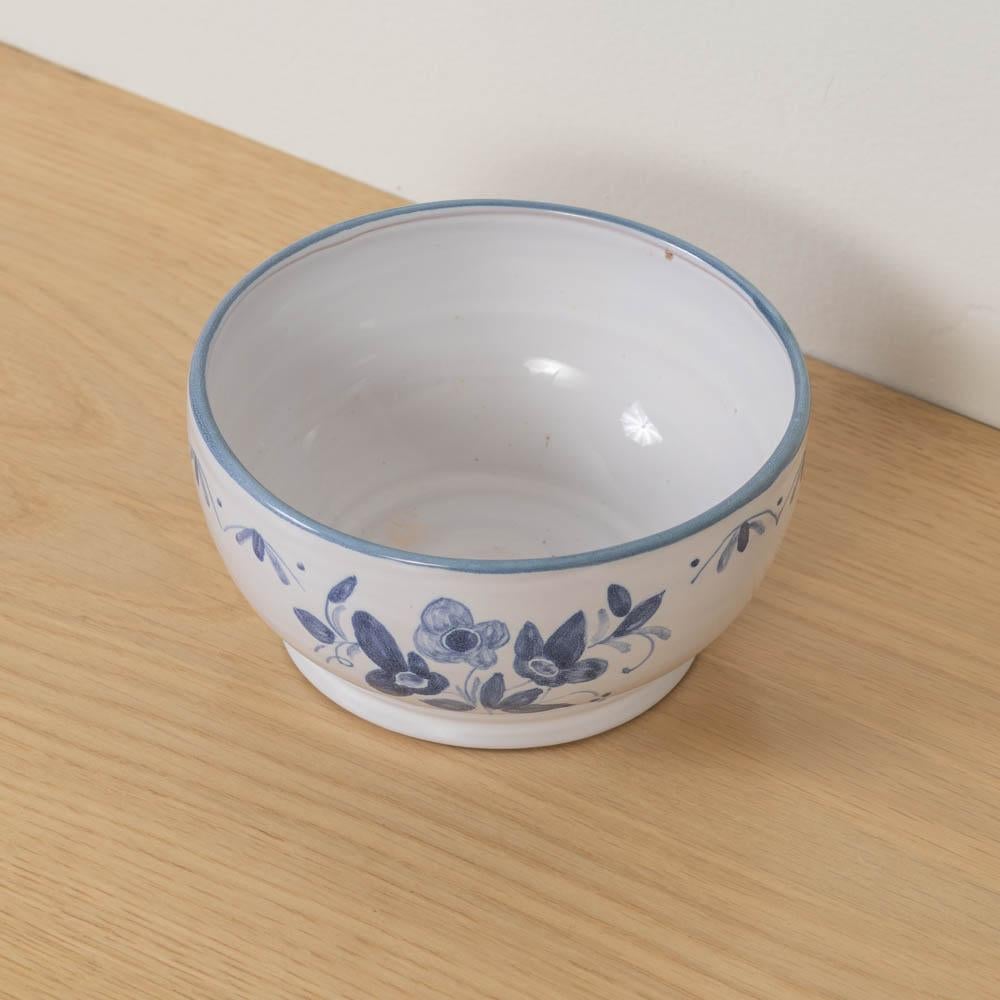 Petite French Gemalte Schale (20. Jahrhundert) im Angebot