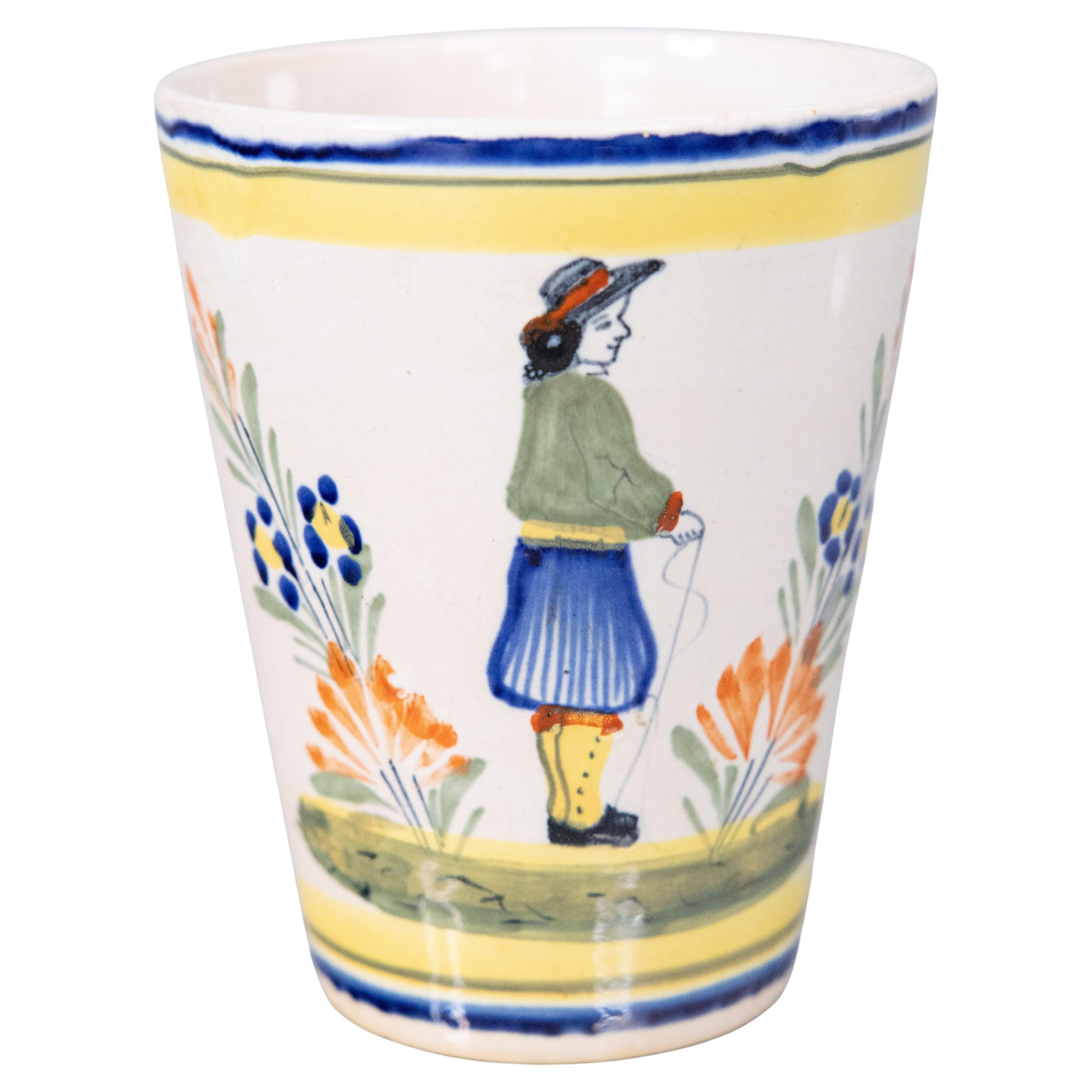 Pequeño macetero francés de loza de Quimper, hacia 1930