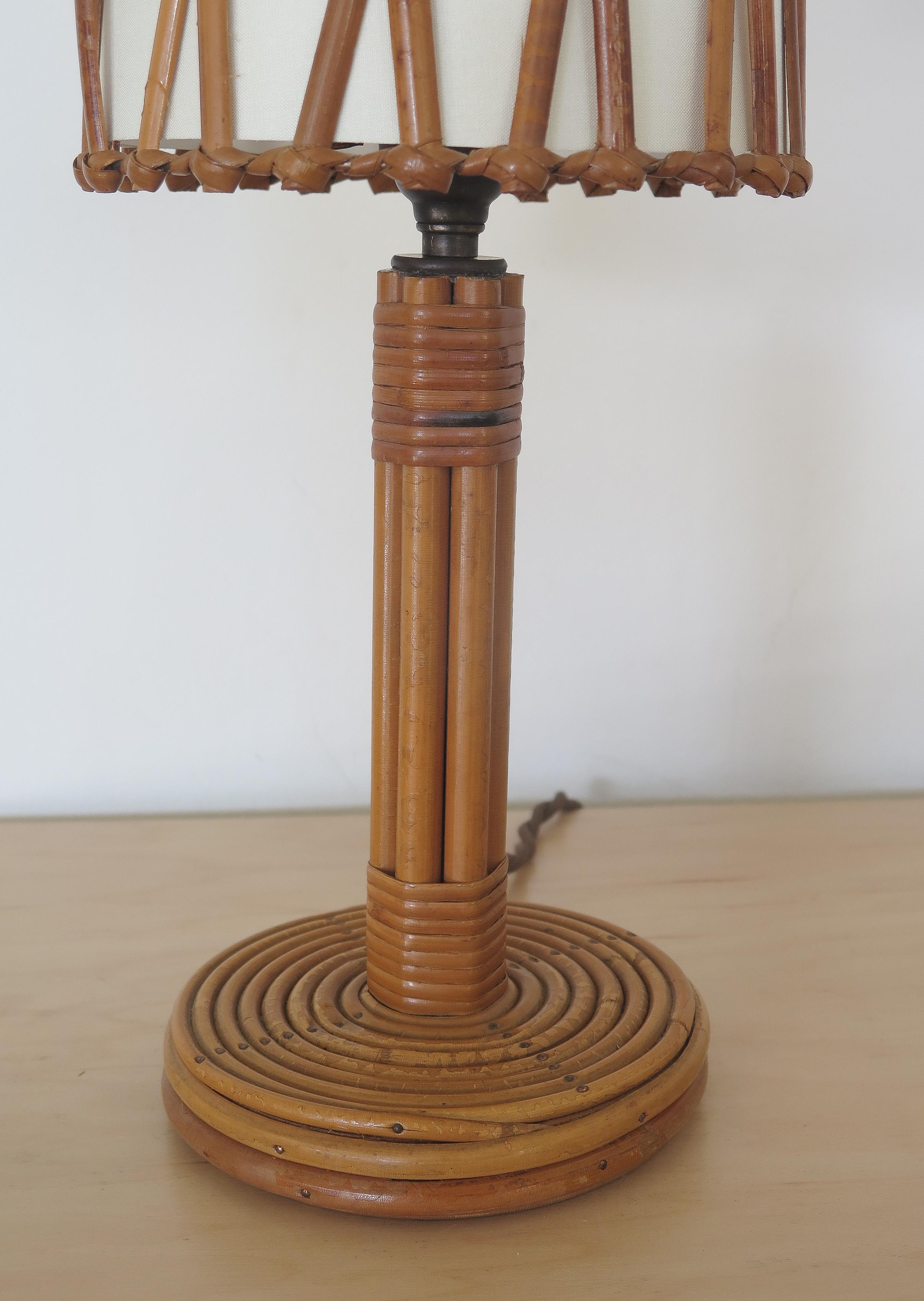 Petite French Rattan Lamp In Good Condition In Los Angeles, CA