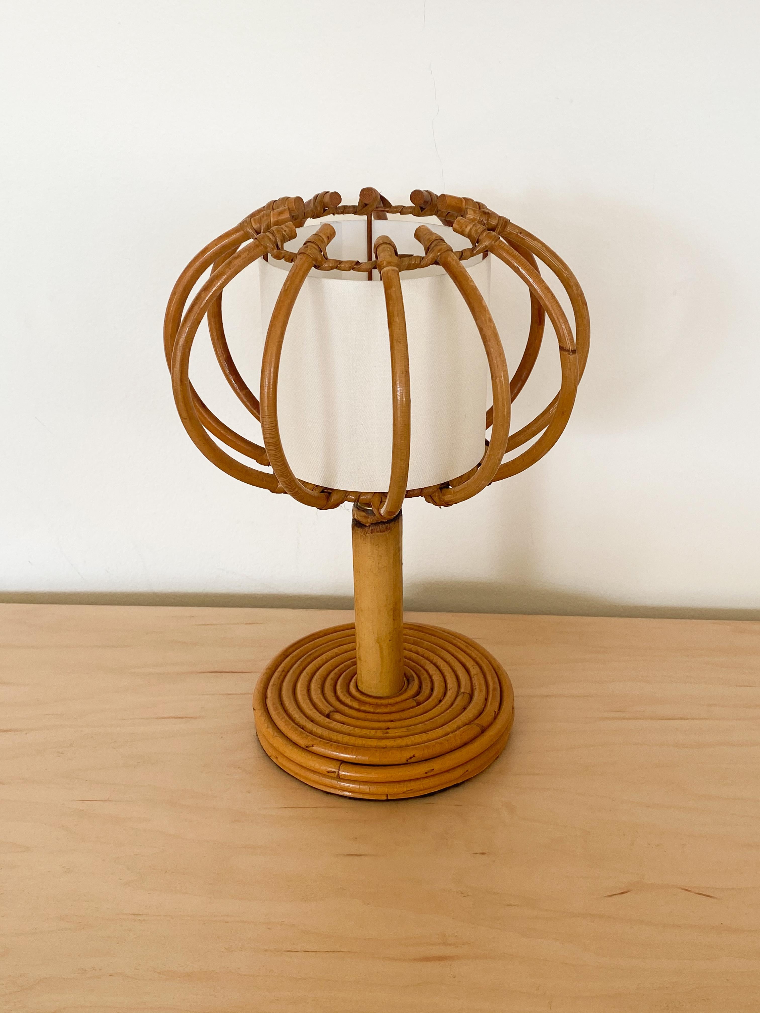 Petite French Rattan Lamp with Orb Shade In Good Condition In Los Angeles, CA