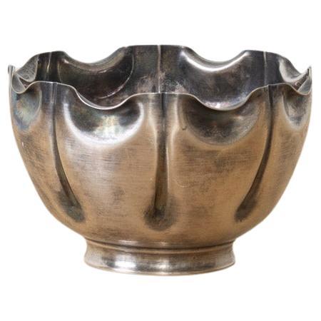 Petit bol festonné français