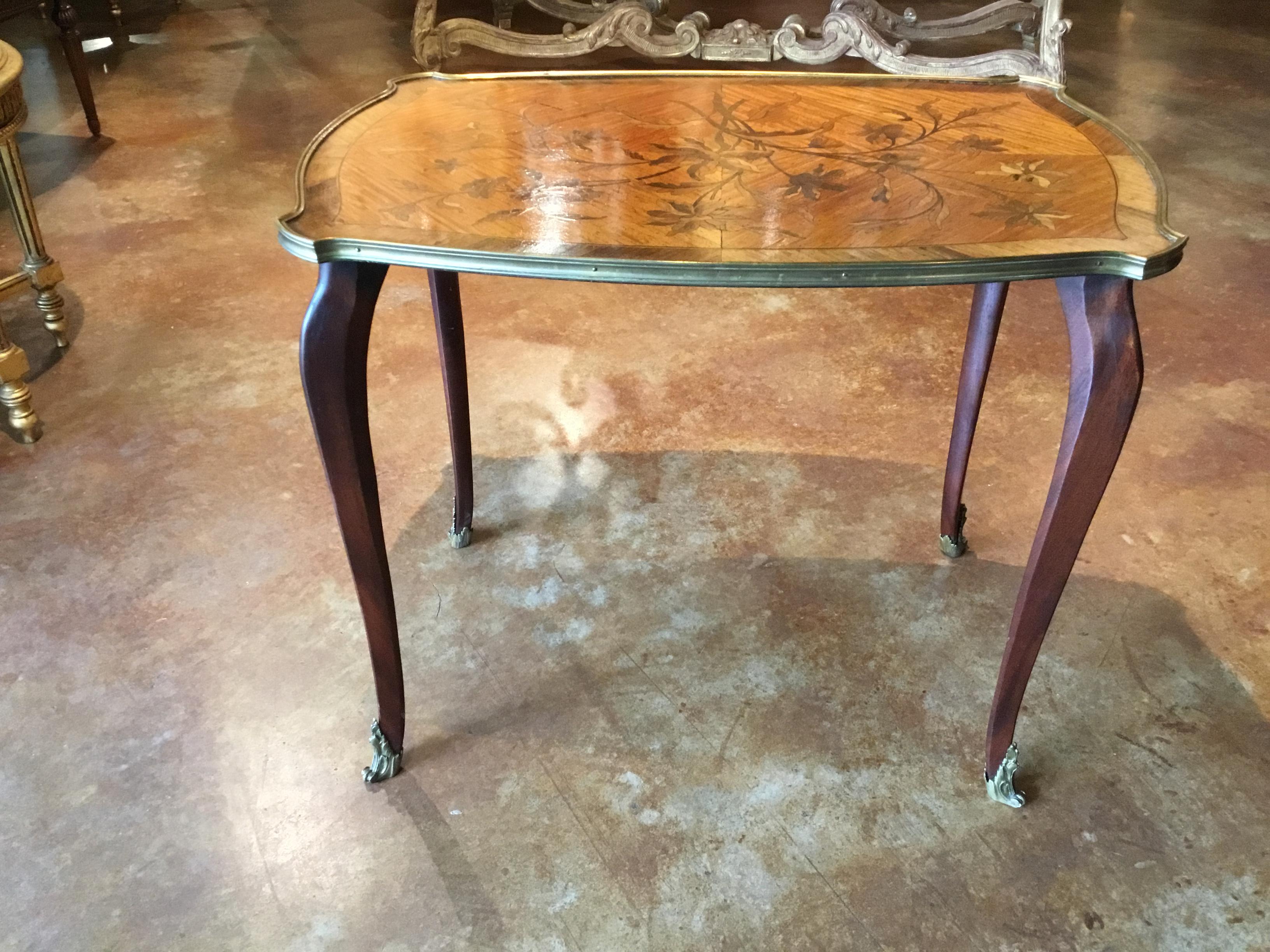 20th Century Petite French Side Table with Marquetry Inlay For Sale