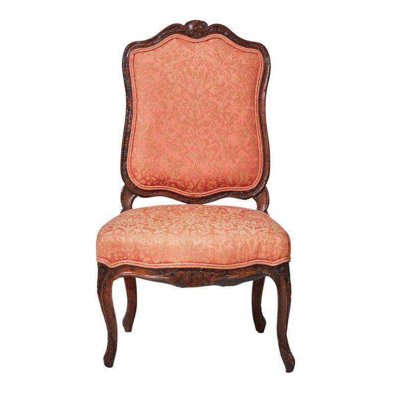 Petite French Slipper Chair With Silk Damask Upholstery In Good Condition For Sale In Locust Valley, NY