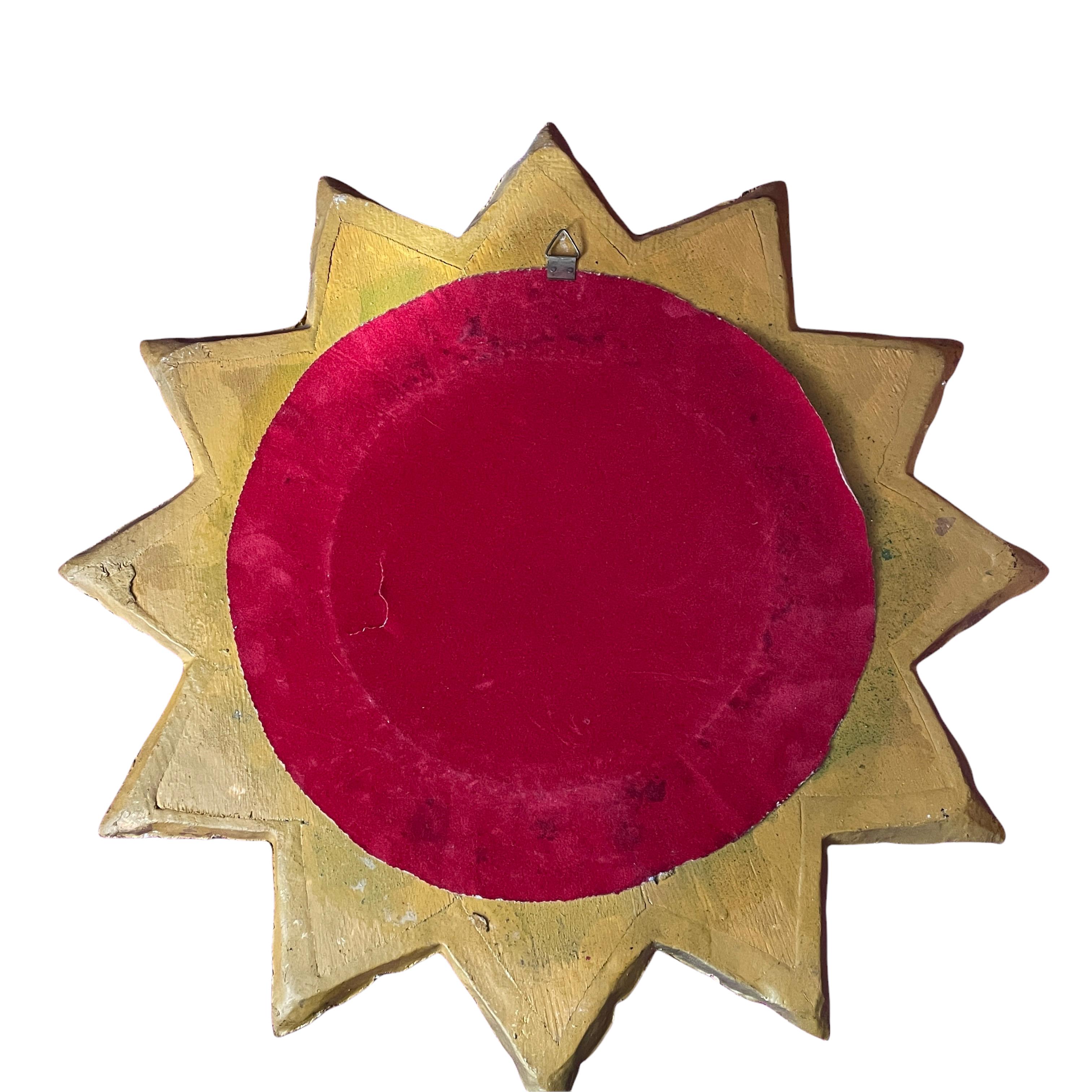 Französischer Starburst-Spiegel aus vergoldetem Holz mit Sonnenschliff, ca. 1950er Jahre im Angebot 3