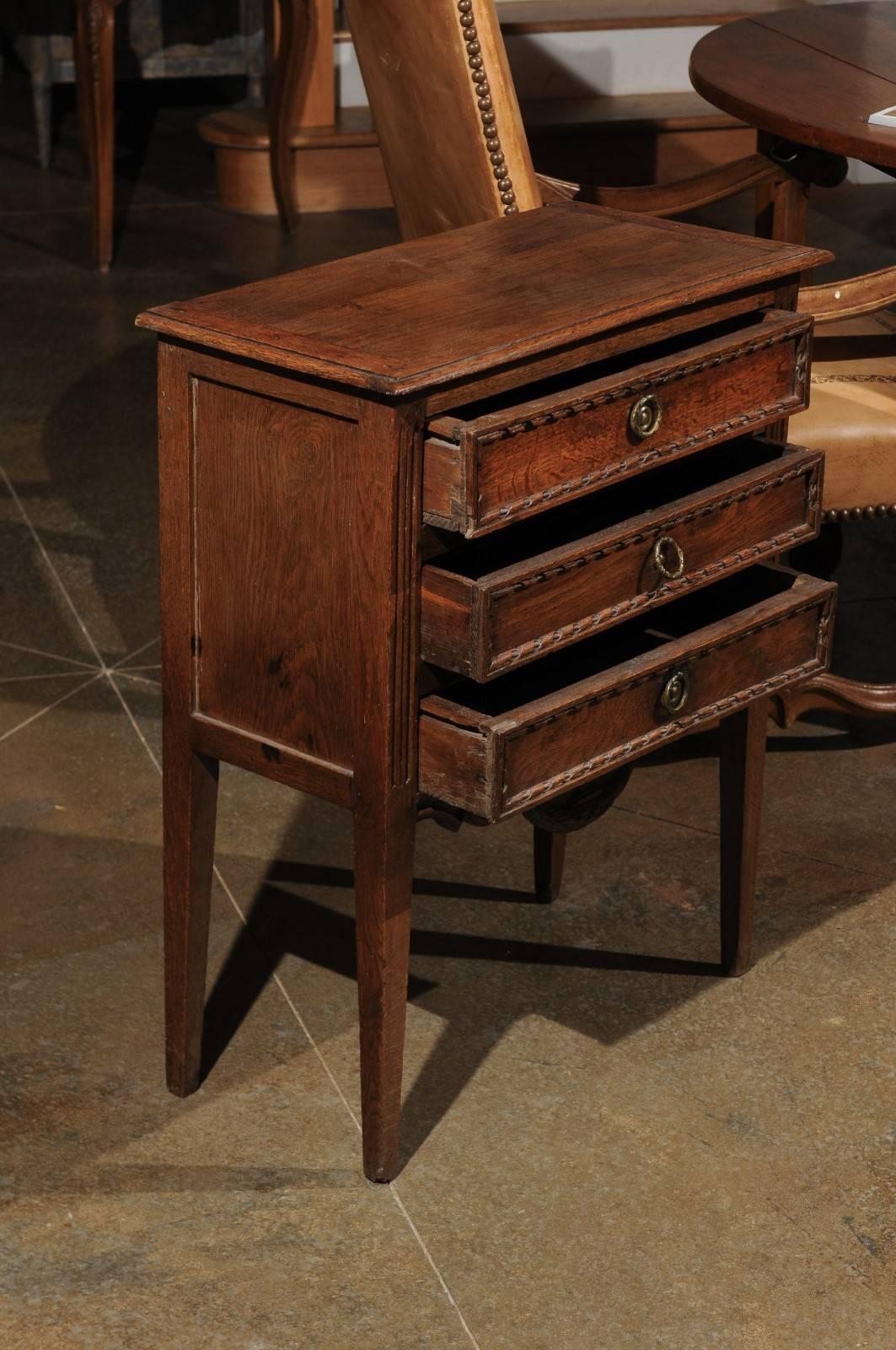 Petite French Three-Drawer Oak Commode with Carved Skirt and Ribbons, circa 1850 7