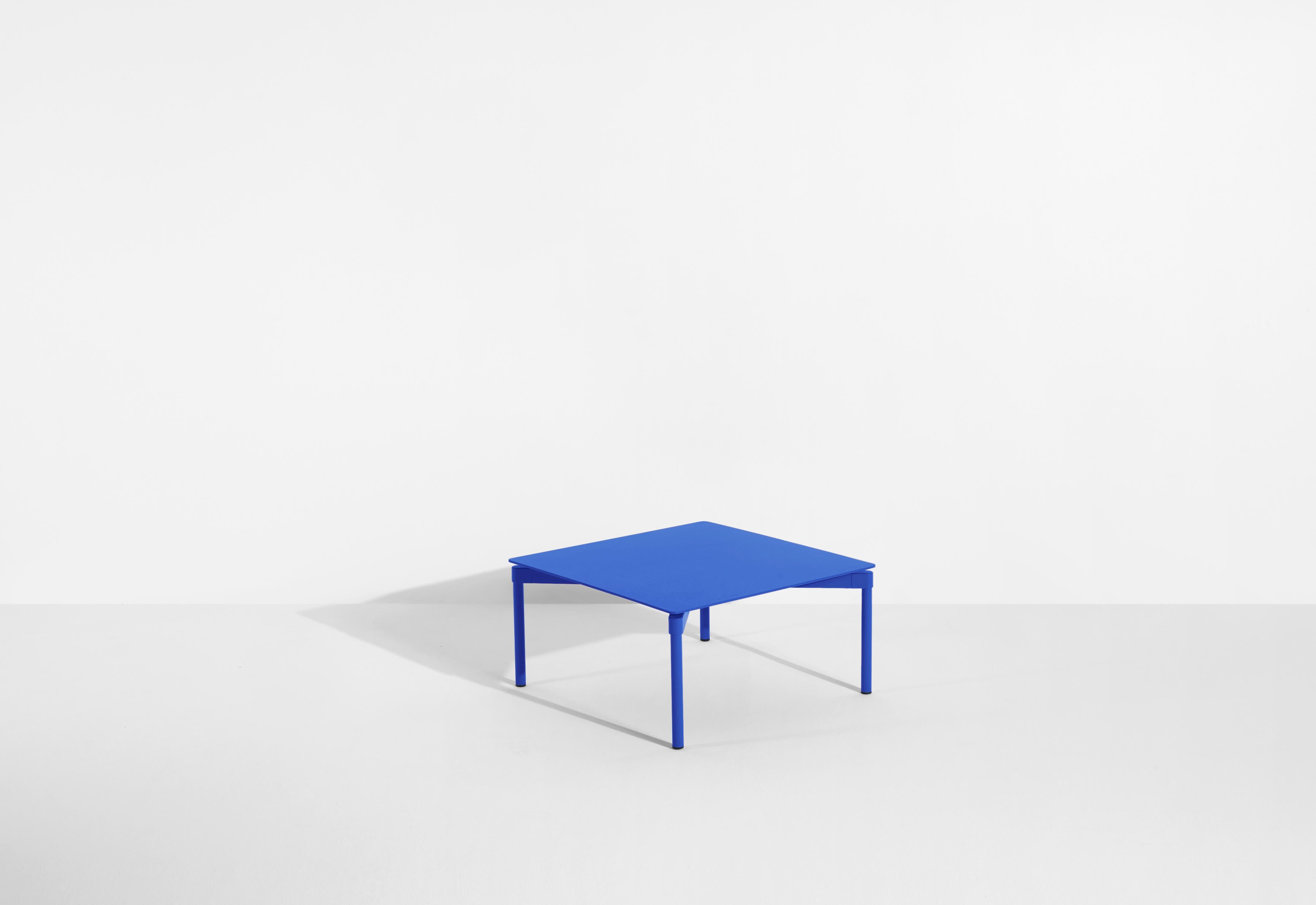 Petite Friture Fromme Coffee Table in Blue Aluminium by Tom Chung, 2020 In New Condition For Sale In Brooklyn, NY