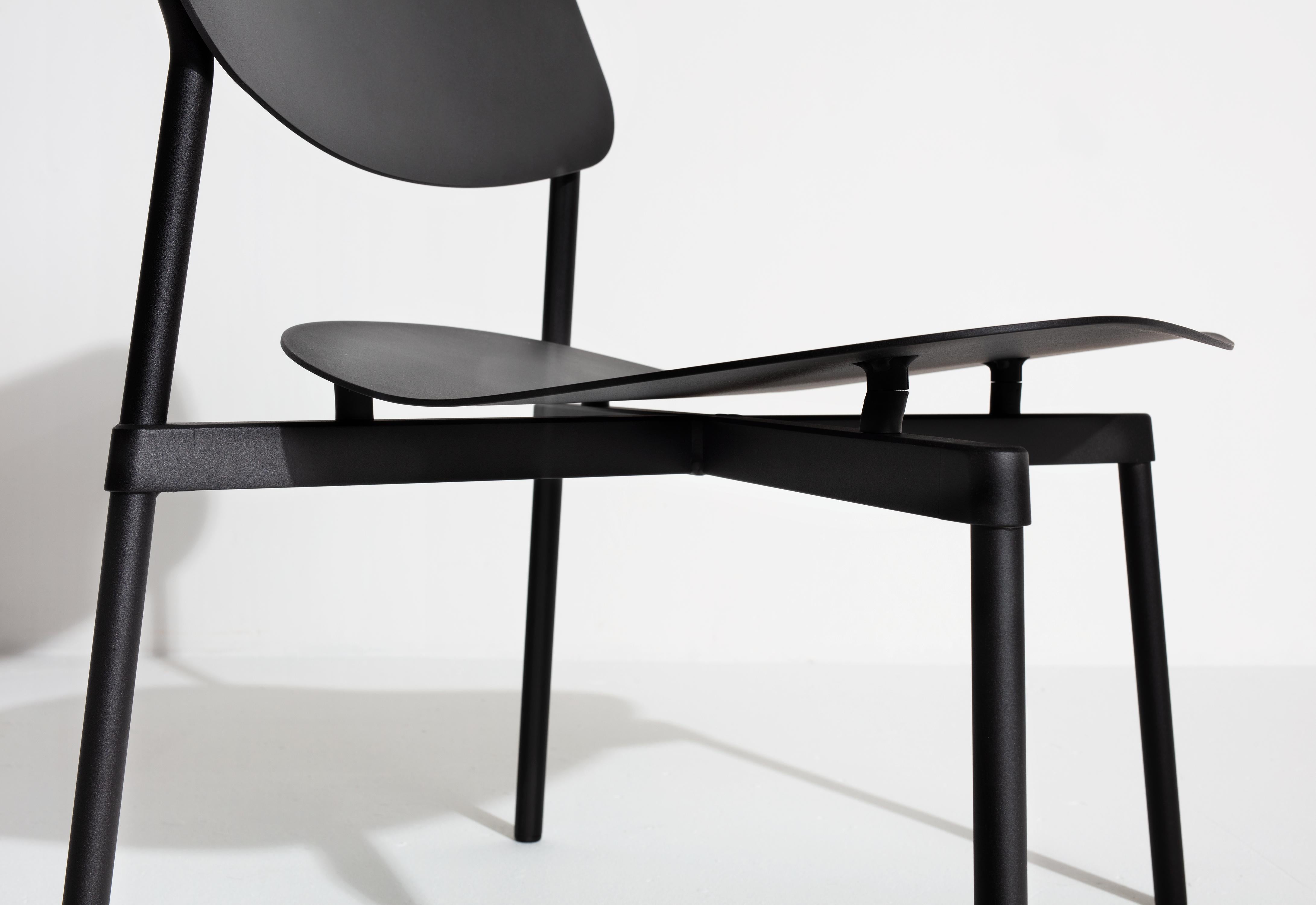 XXIe siècle et contemporain Petit fauteuil de salon Friture Fromme en aluminium noir par Tom Chung en vente