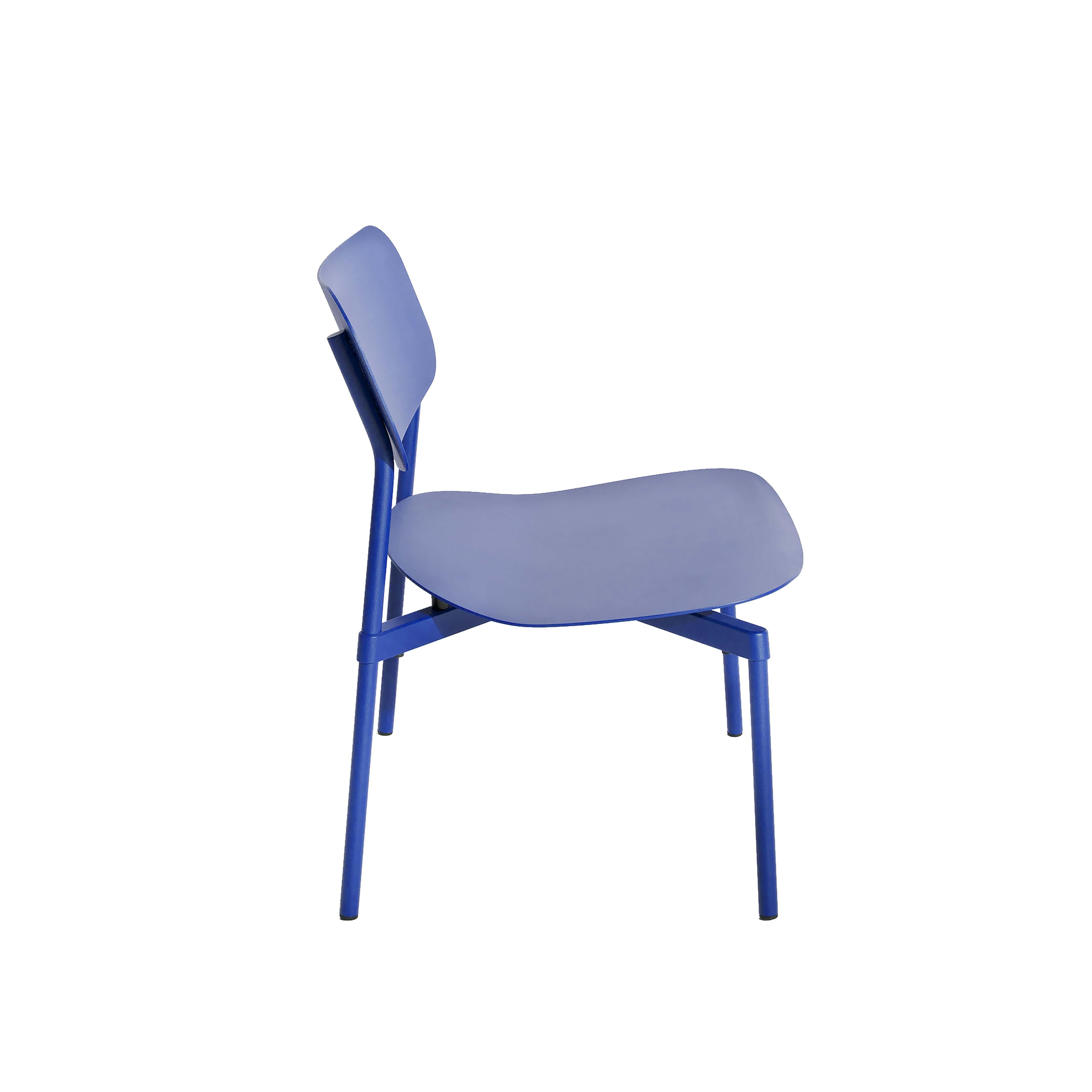 Petit fauteuil de salon Friture Fromme en aluminium bleu par Tom Chung Neuf - En vente à Brooklyn, NY