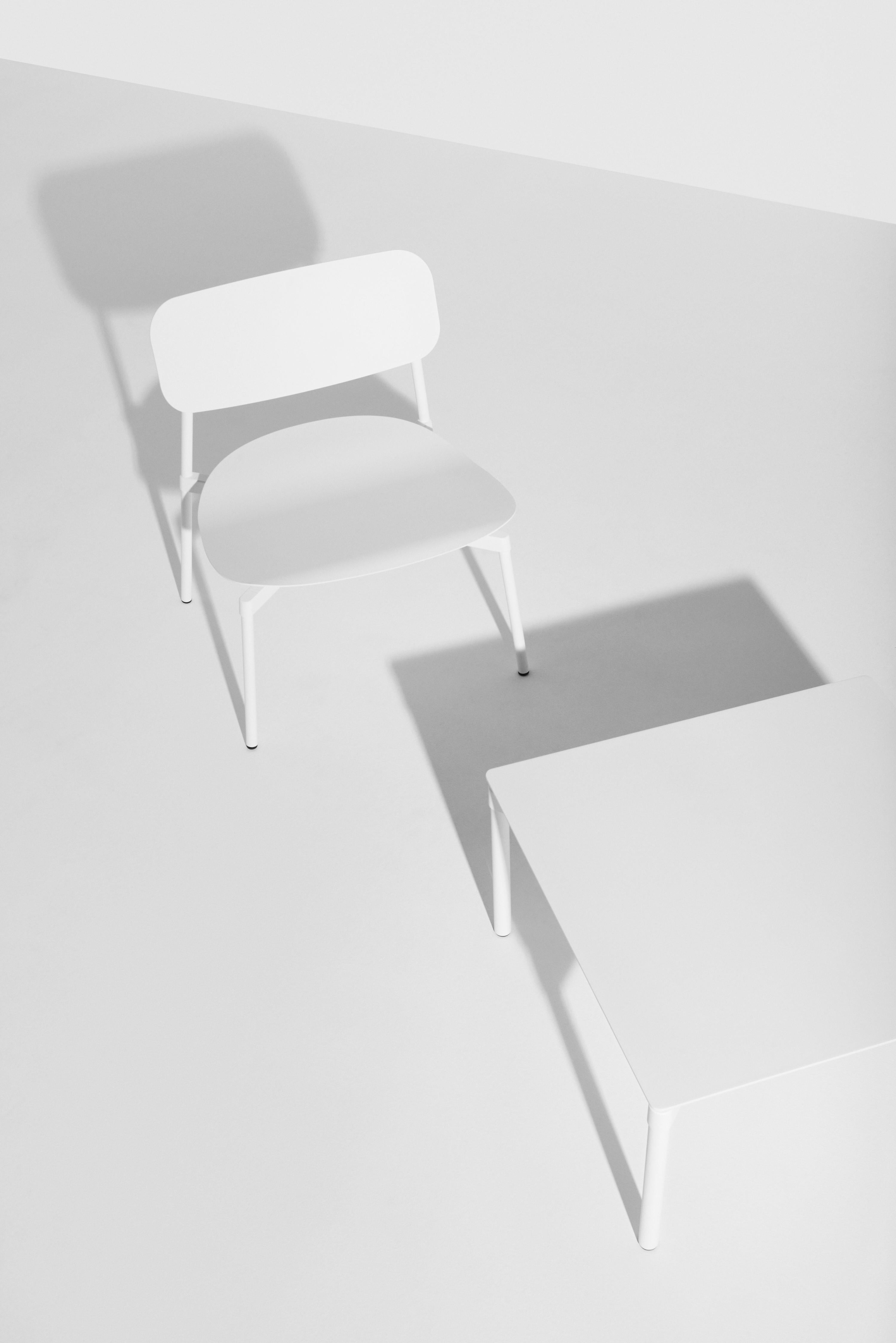XXIe siècle et contemporain Petit fauteuil de salon Friture Fromme en aluminium blanc par Tom Chung en vente