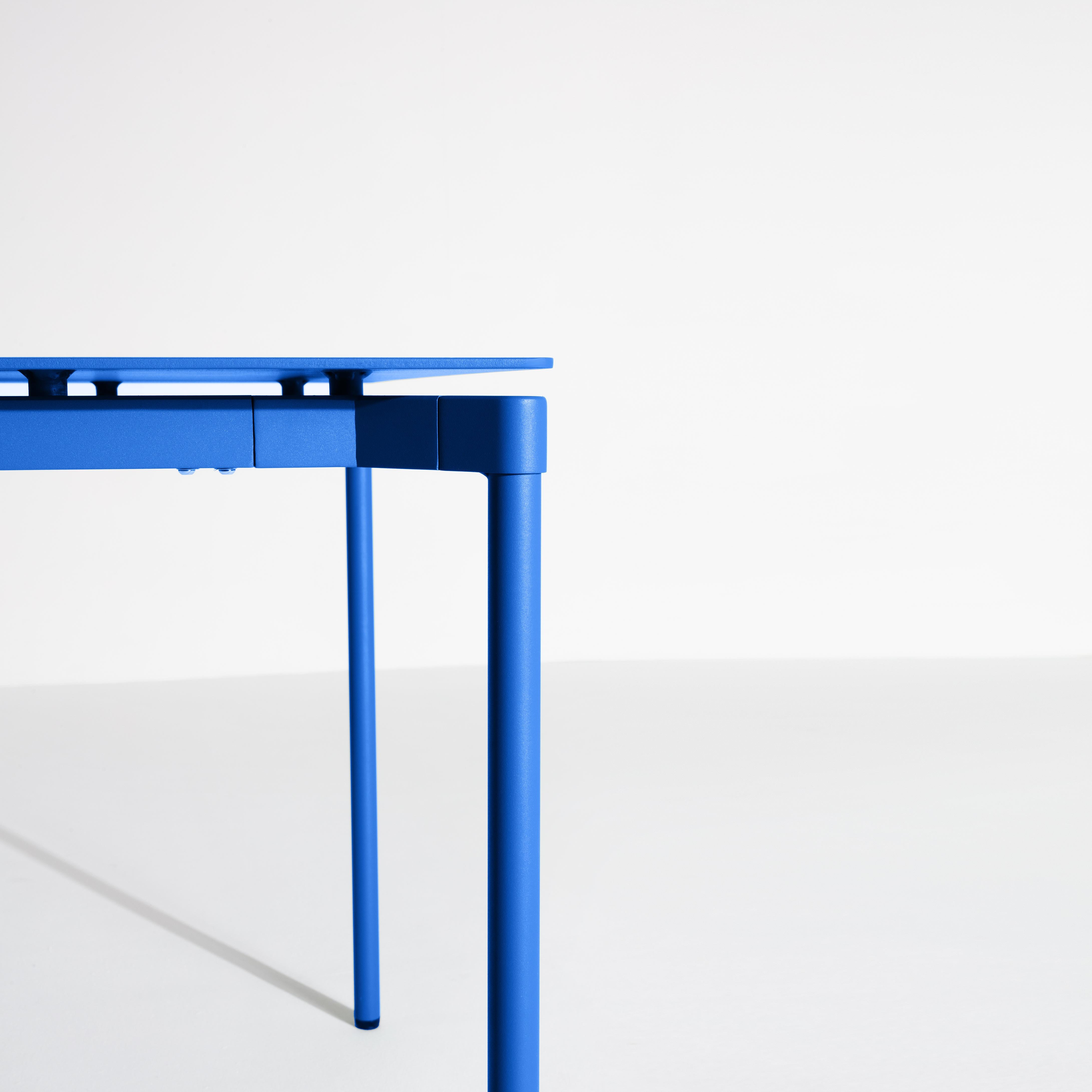 Petite table rectangulaire Friture Fromme en aluminium bleu par Tom Chung Neuf - En vente à Brooklyn, NY