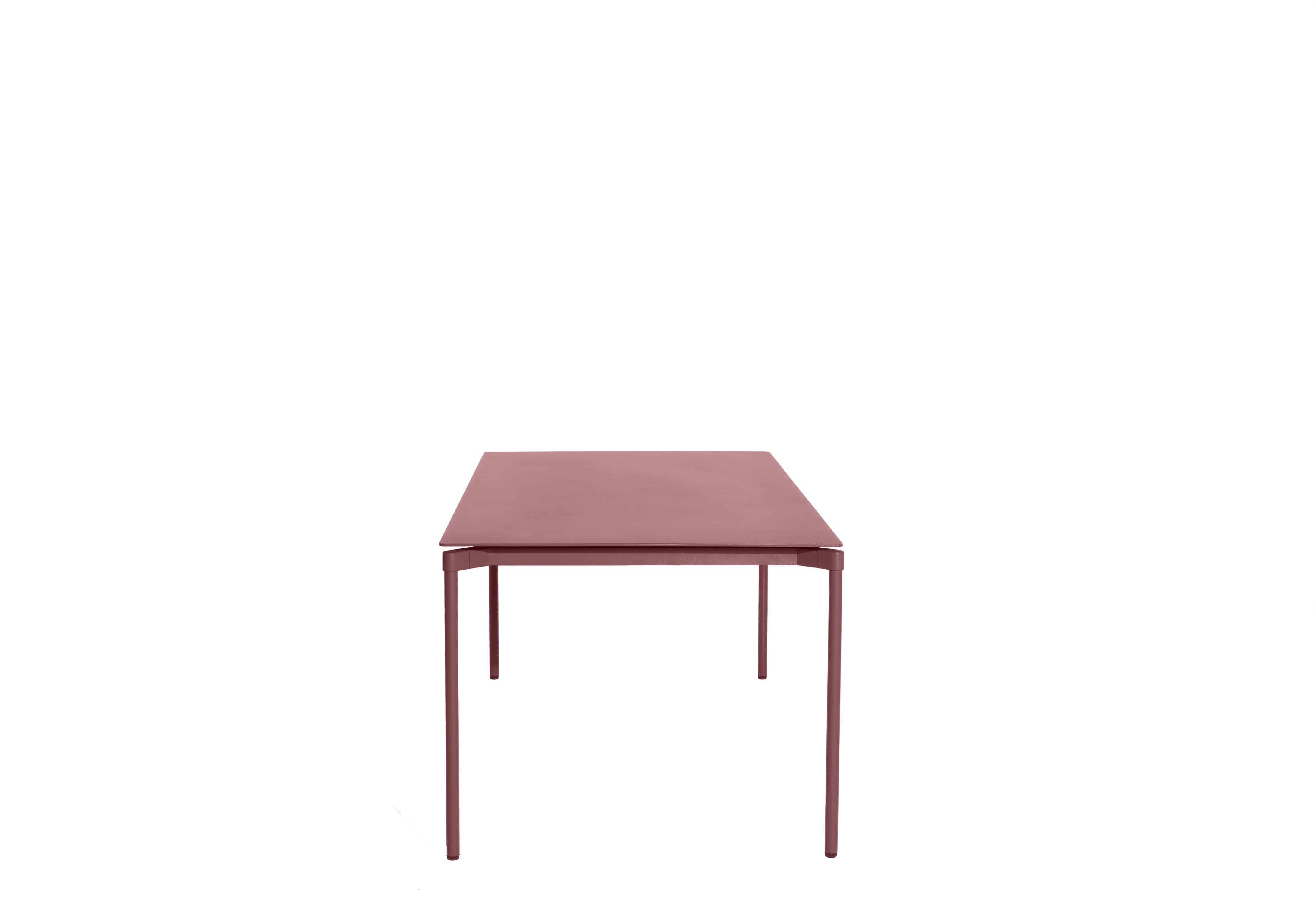 Chinois Petite table rectangulaire Friture Fromme en aluminium brun-rouge de Tom Chung en vente