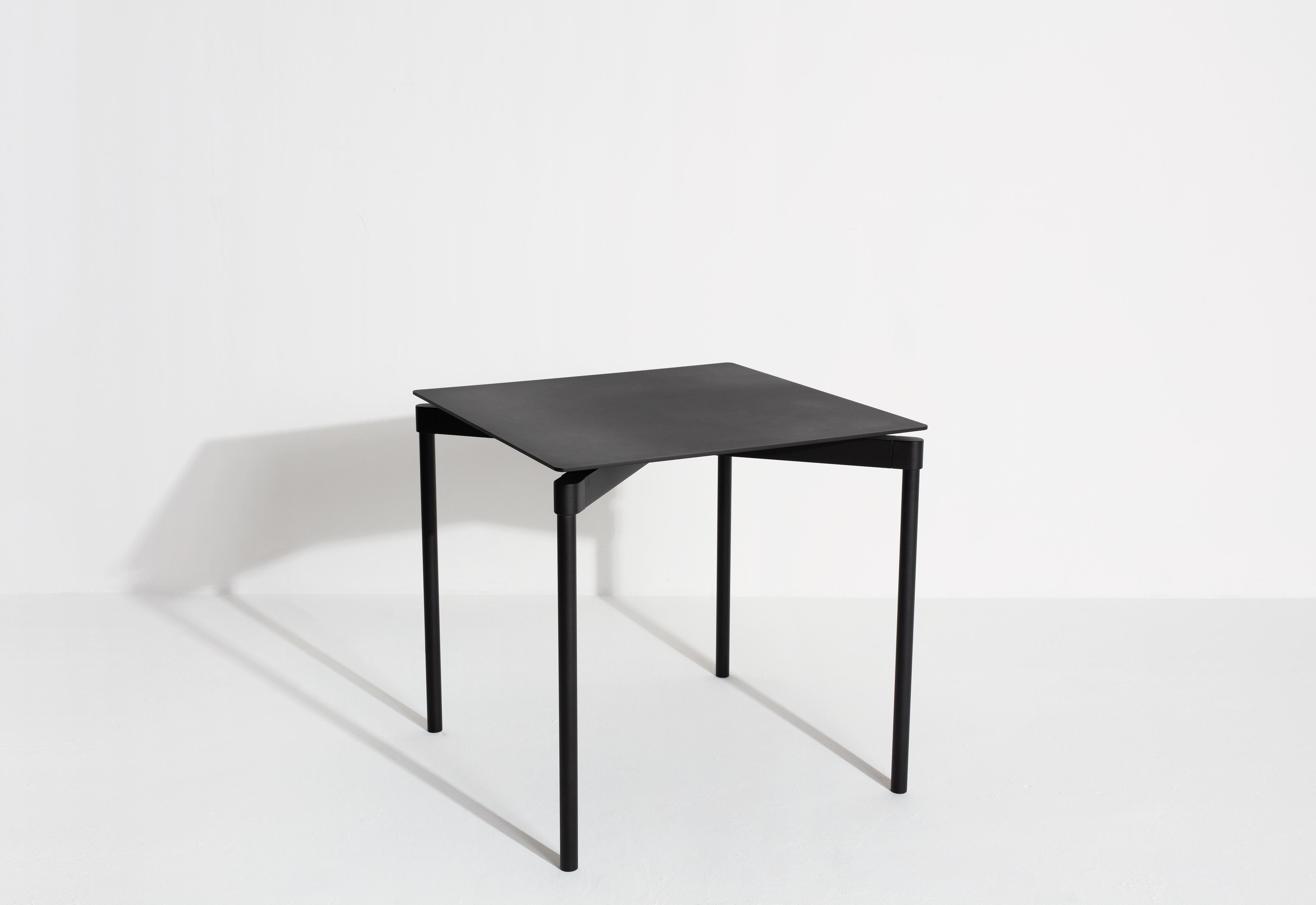 Mesa cuadrada Petite Friture Fromme de aluminio negro by Tom Chung en Nuevo estado para la venta en Brooklyn, NY