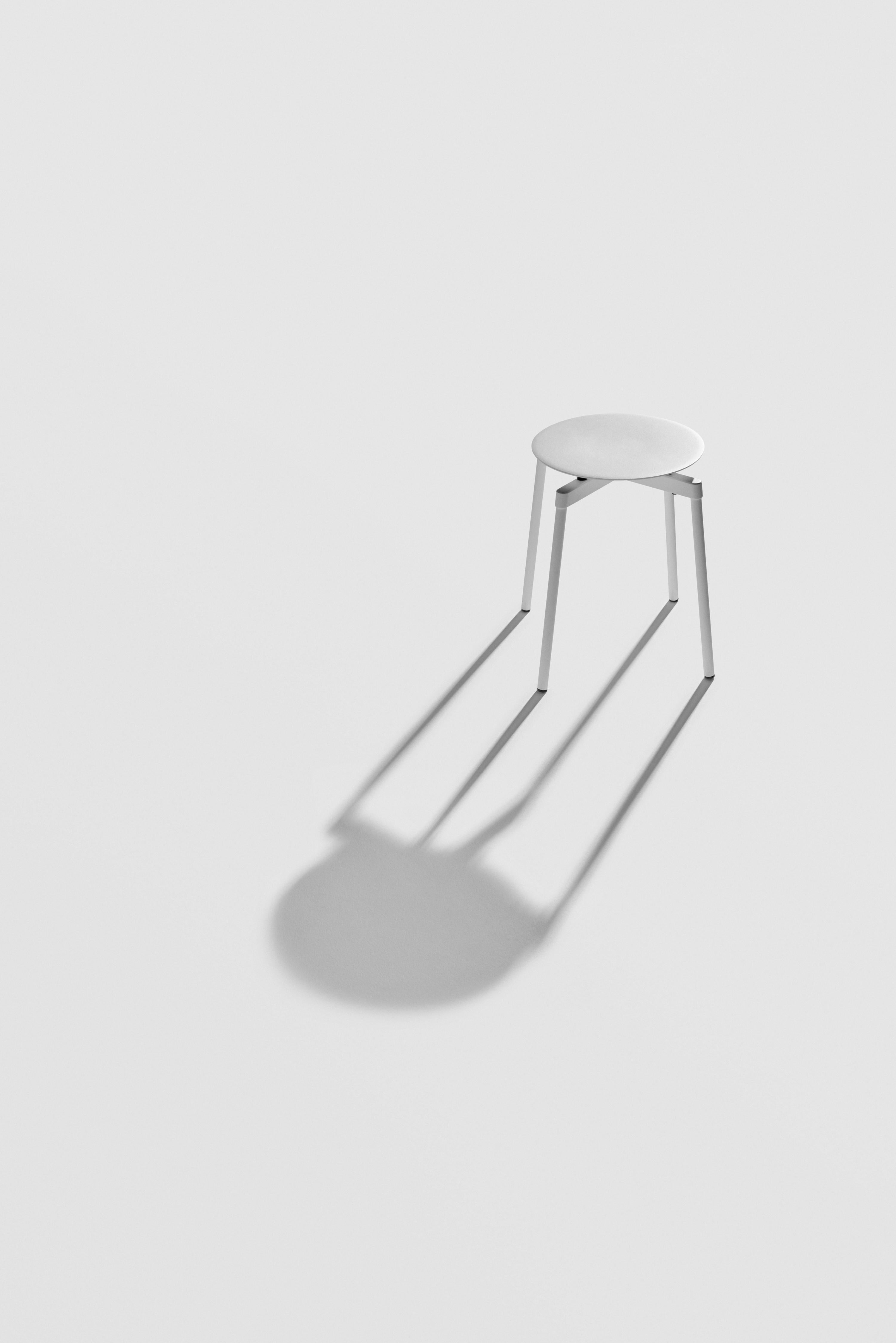 Petite Friture Fromme Stool in White Aluminium by Tom Chung, 2020

The Fromme collection stands out by its pure line and compact design. Absorbers placed under the seating gives a soft and very comfortable flexibility to seats. Made from