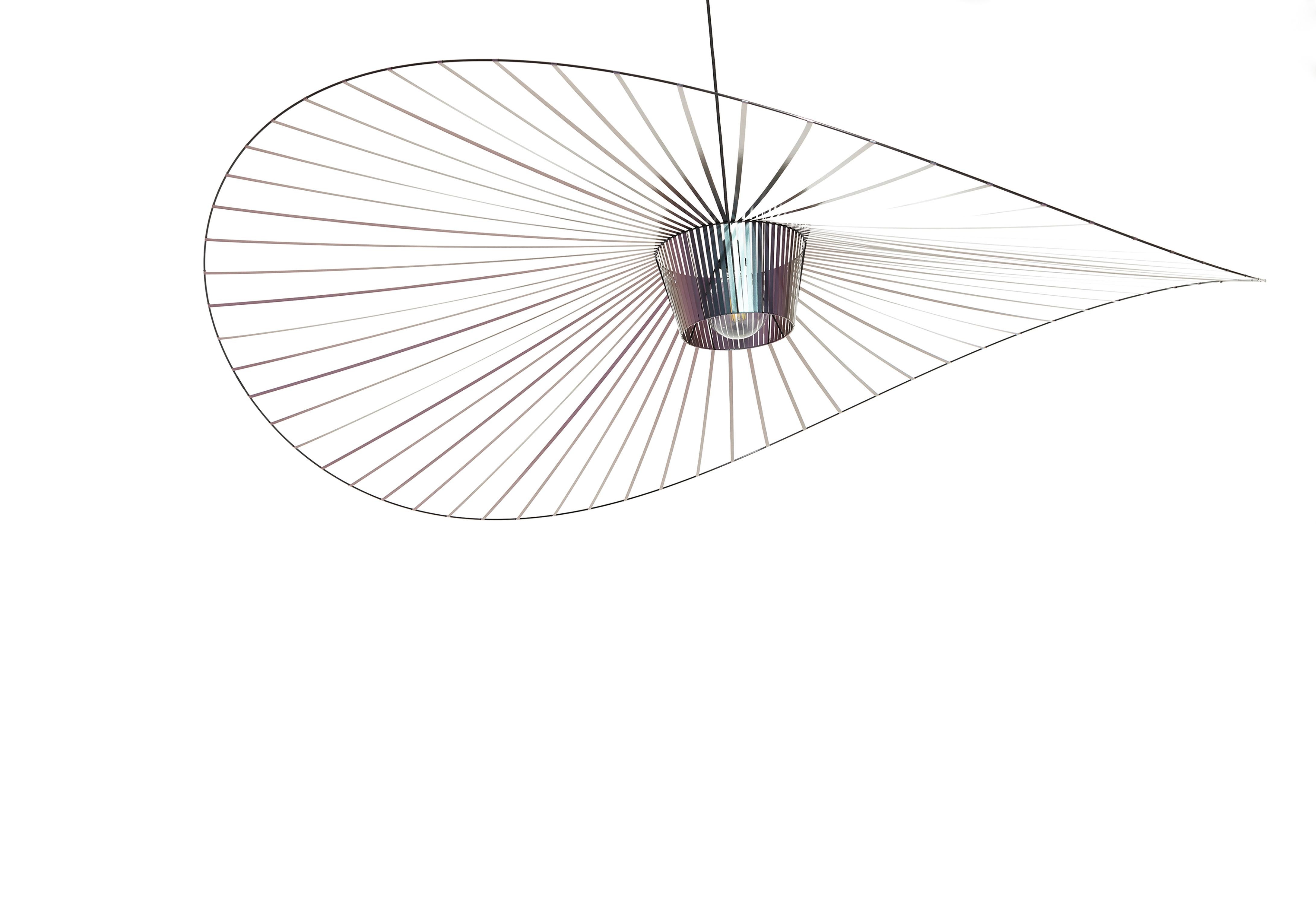 Petite Friture Large Vertigo Pendant Light in Beetle by Constance Guisset, 2010

Edited by Petite Friture in 2010, the Vertigo pendant light is now an icon of contemporary design. With its ultra-light fiberglass structure, stretched with velvety