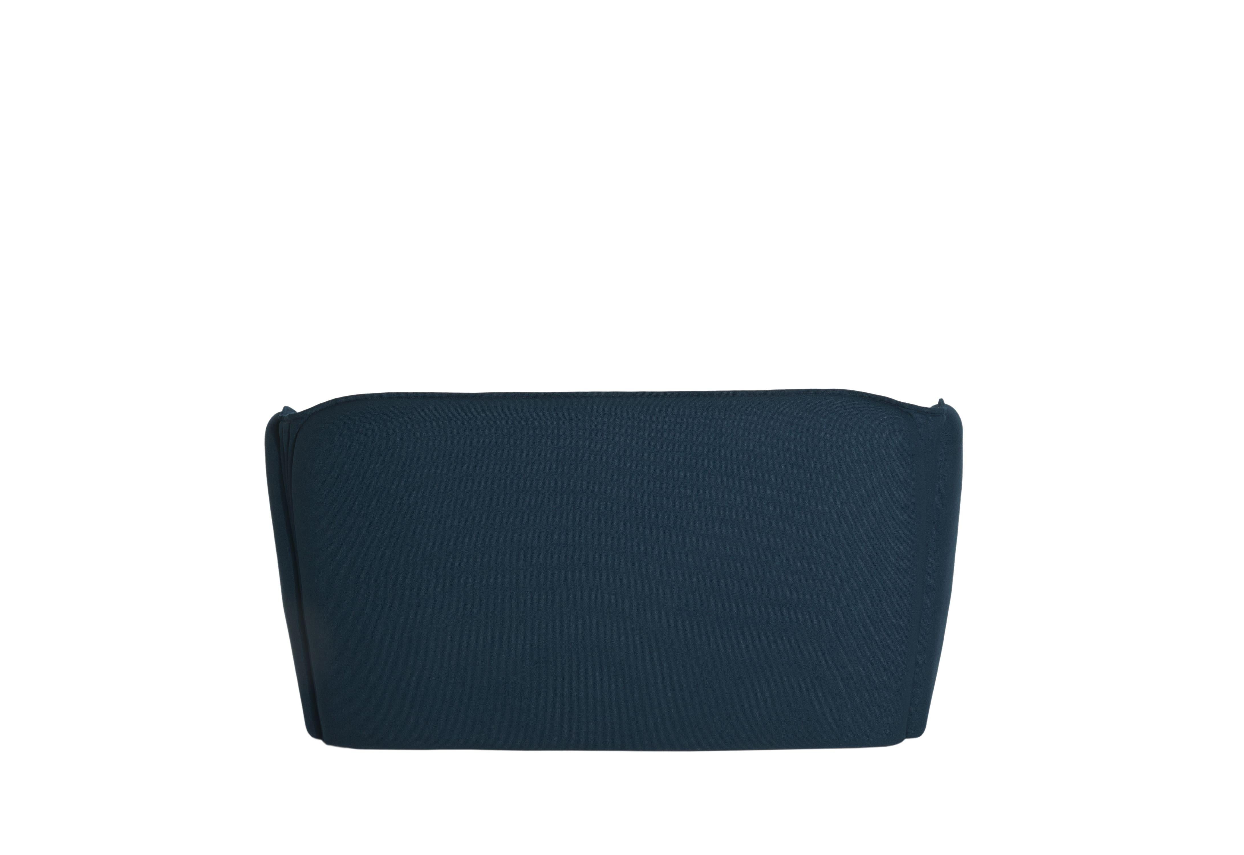Petite Friture Lily Sofa in Navy Blue by Färg & Blanche, 2022 In New Condition For Sale In Brooklyn, NY