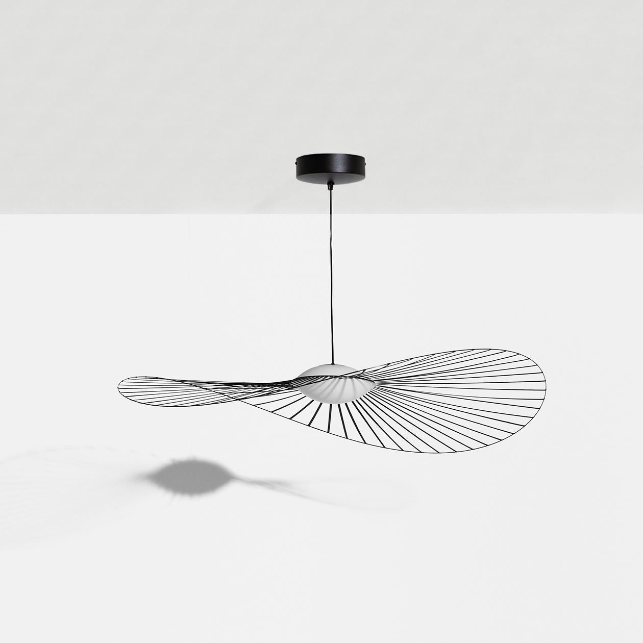 XXIe siècle et contemporain Petite lampe à suspension Vertigo Nova de taille moyenne en noir/blanc, 2020 en vente