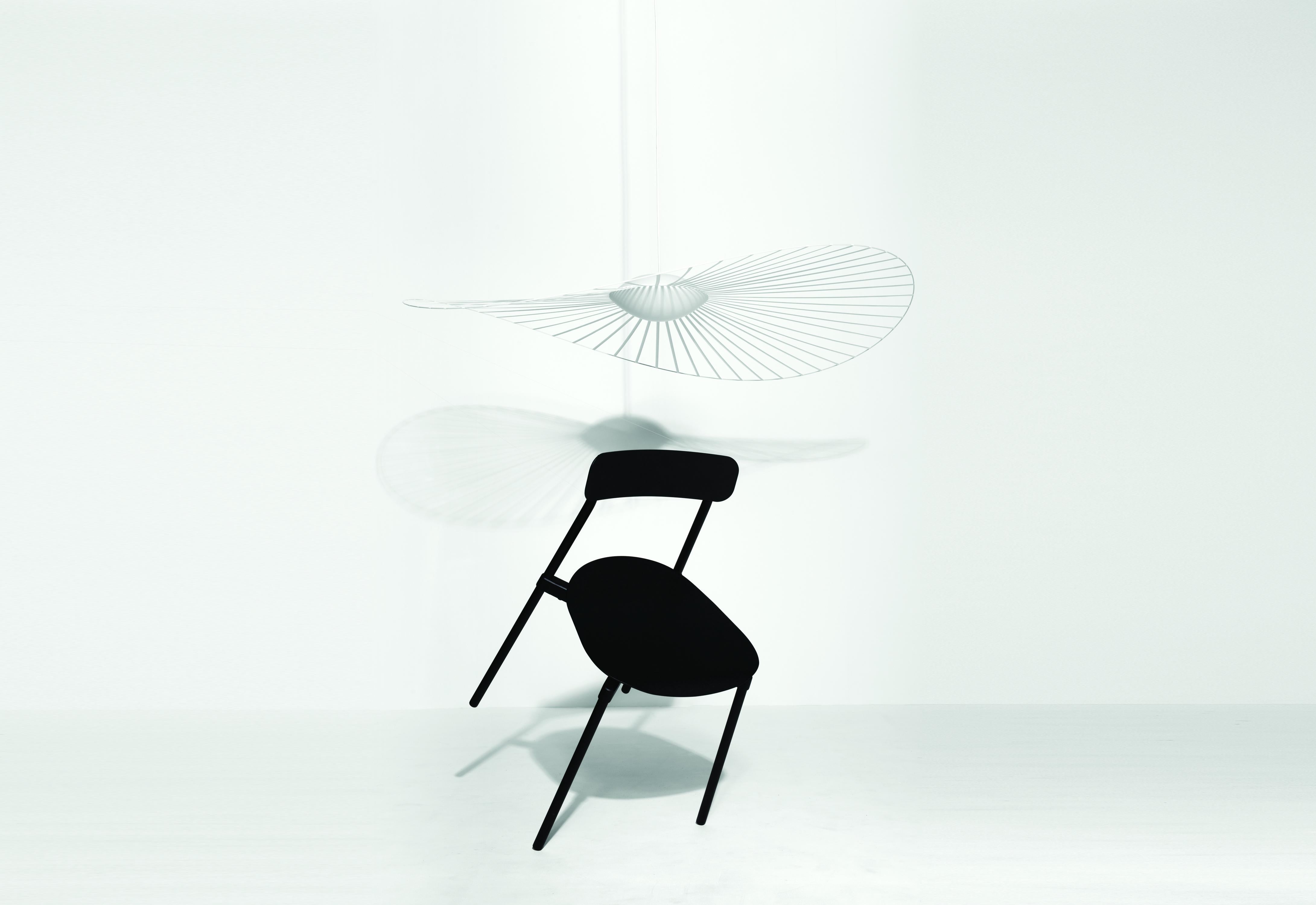 Petite Friture Lampada a sospensione Vertigo Nova media in bianco di Constance Guisset in vendita 9