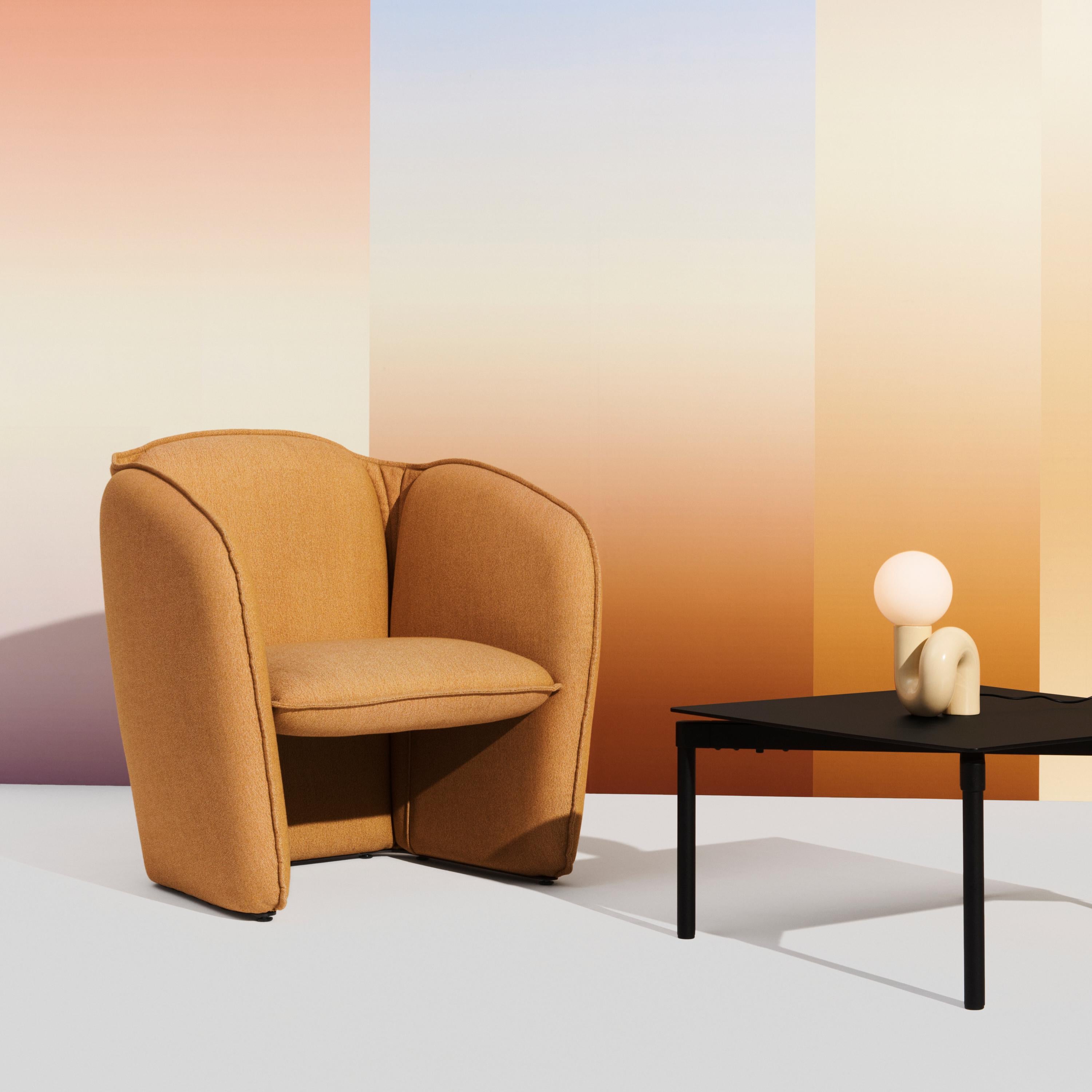 XXI secolo e contemporaneo PETITE FRITURE Neotenic, Lampada da tavolo piccola, Vaniglia, Designed by Jumbo in vendita