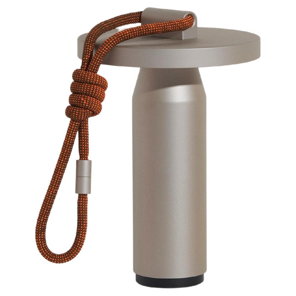 PETITE FRITURE Quasar, Tragbare Außenlampe, Grau, Designer Samy Rio