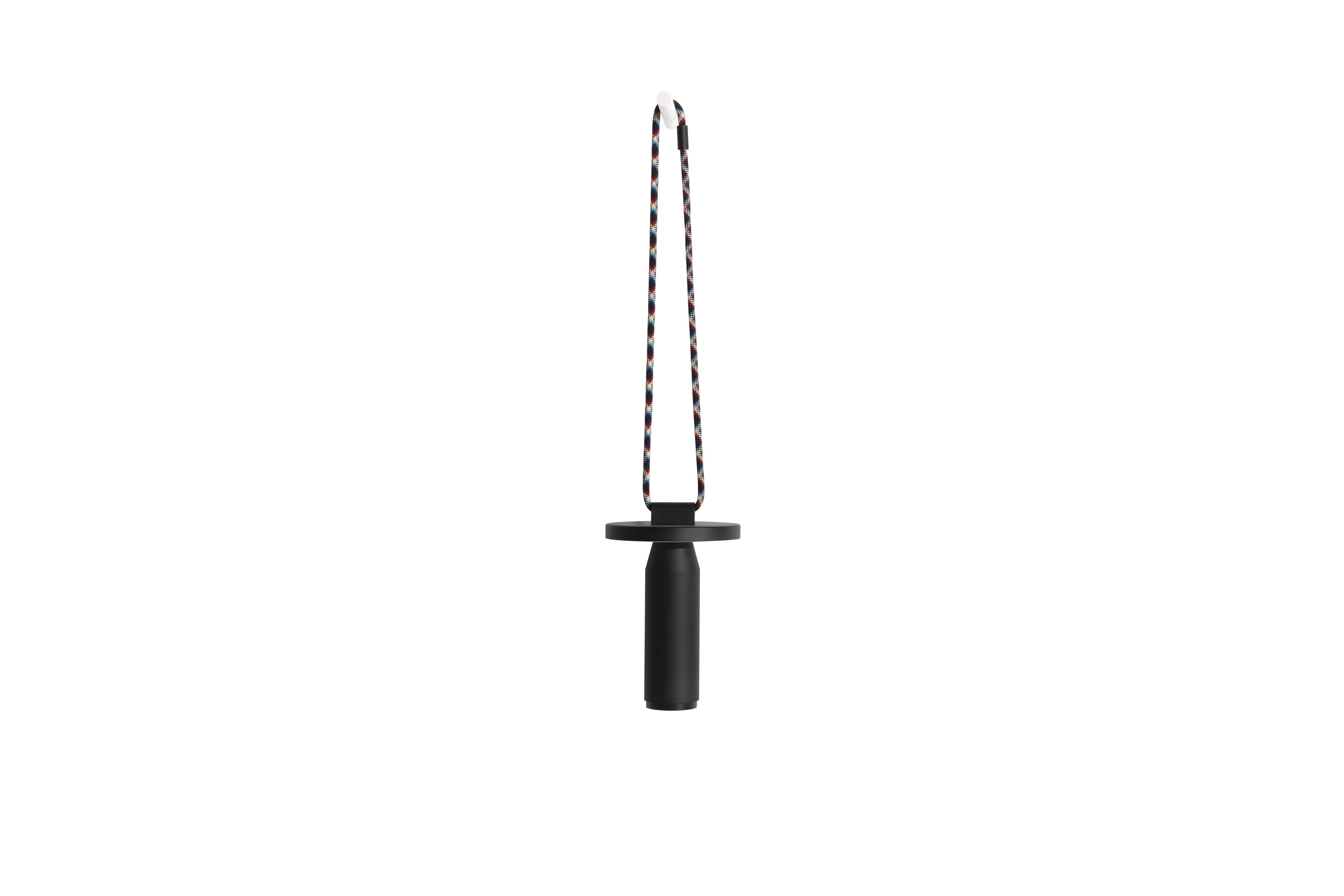 Lámpara de mesa portátil Petite Friture Quasar de aluminio negro by Samy Rio Chino en venta