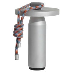 Lampada da tavolo portatile Petite Friture Quasar in alluminio naturale di Samy Rio