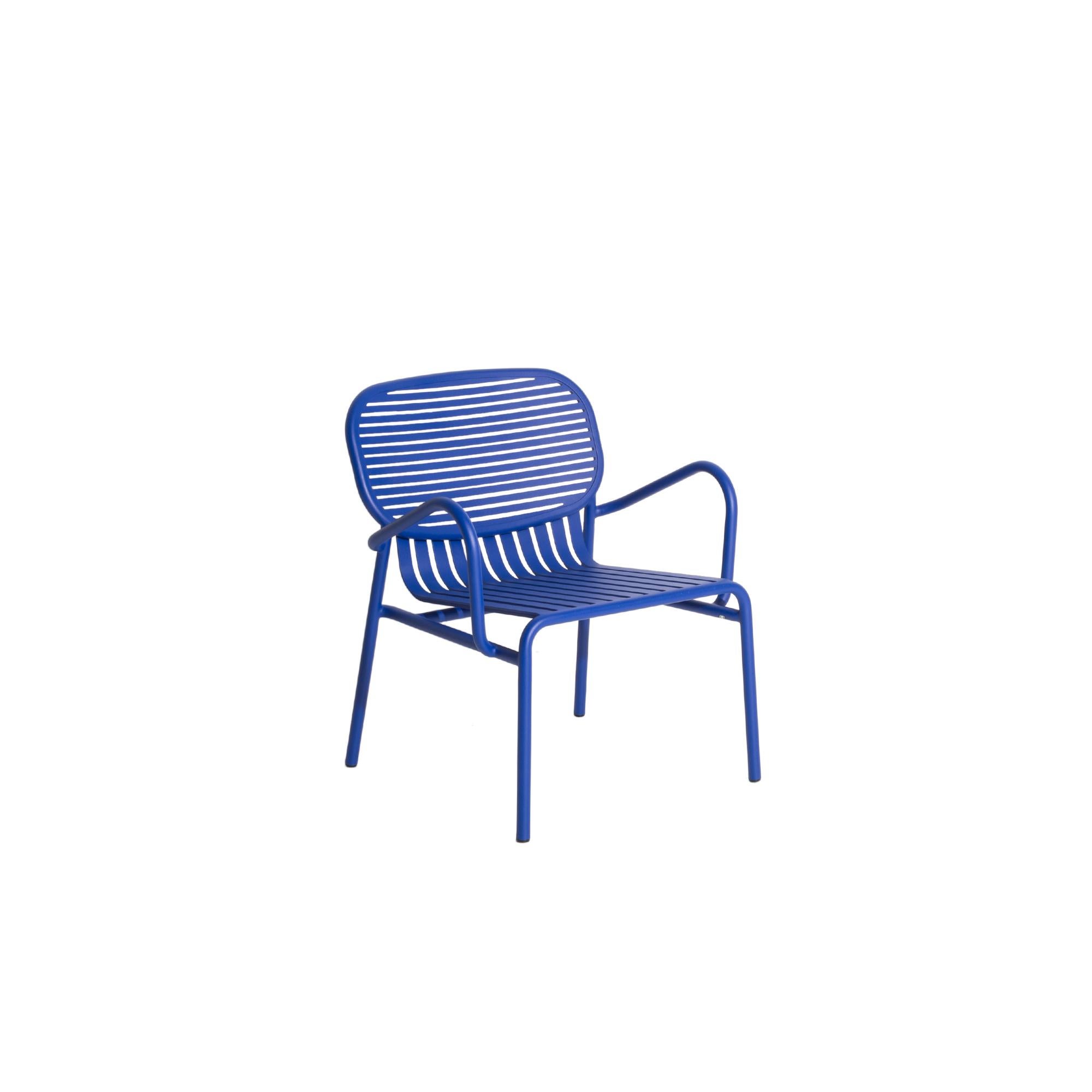 Petite Friture Week-End Armchair in Blue Aluminium by Studio BrichetZiegler, 2017

The week-end collection is a full range of outdoor furniture, in aluminium grained epoxy paint, matt finish, that includes 18 functions and 8 colours for the retail