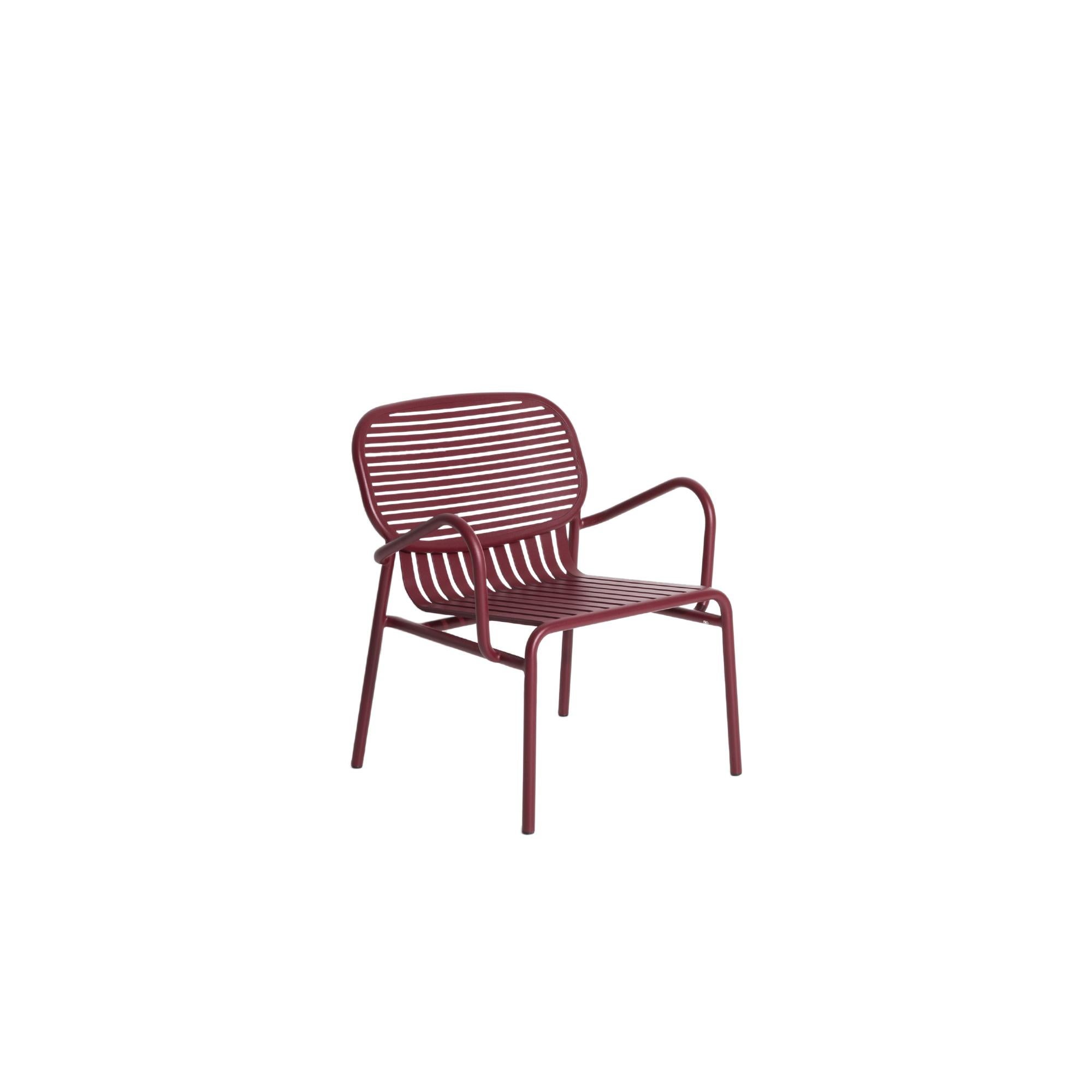 Petite Friture Week-End Armchair in Burgundy Aluminium by Studio BrichetZiegler, 2017

The week-end collection is a full range of outdoor furniture, in aluminium grained epoxy paint, matt finish, that includes 18 functions and 8 colours for the