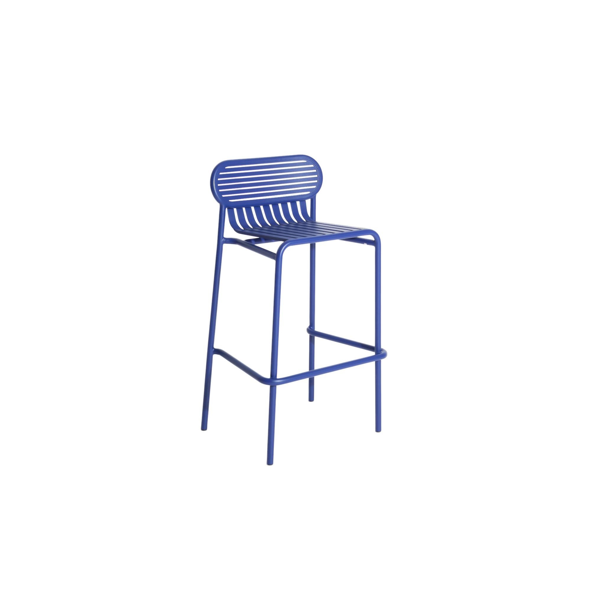 Tabouret de bar Week-End Petite Friture en aluminium bleu par Studio BrichetZiegler, 2017.

La collection week-end est une gamme complète de mobilier d'extérieur, en peinture époxy aluminium grainé, finition mate, qui comprend 18 fonctions et 8
