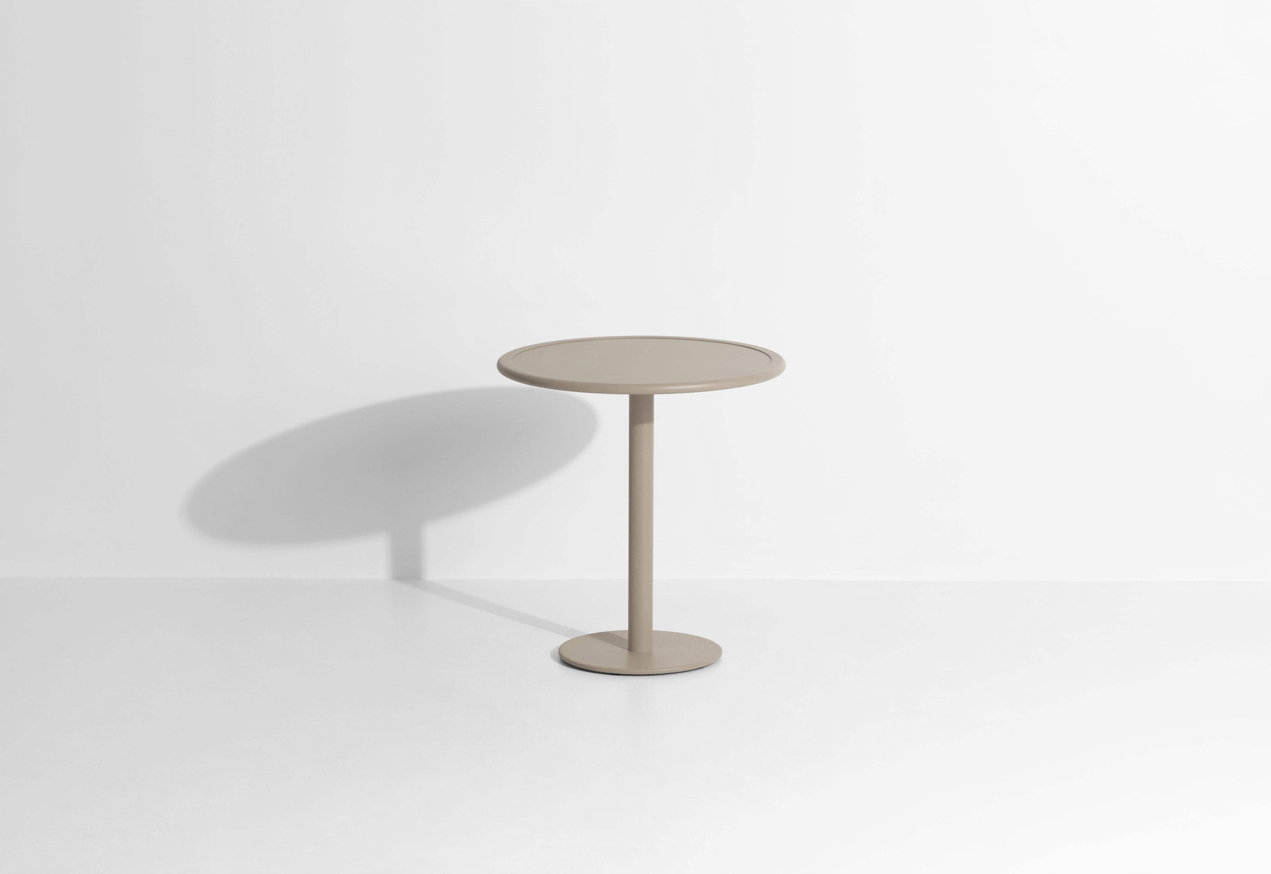 Petite Friture Week-End Bistro Round Dining Table in Dune Aluminium by Studio BrichetZiegler, 2017

The week-end collection is a full range of outdoor furniture, in aluminium grained epoxy paint, matt finish, that includes 18 functions and 8
