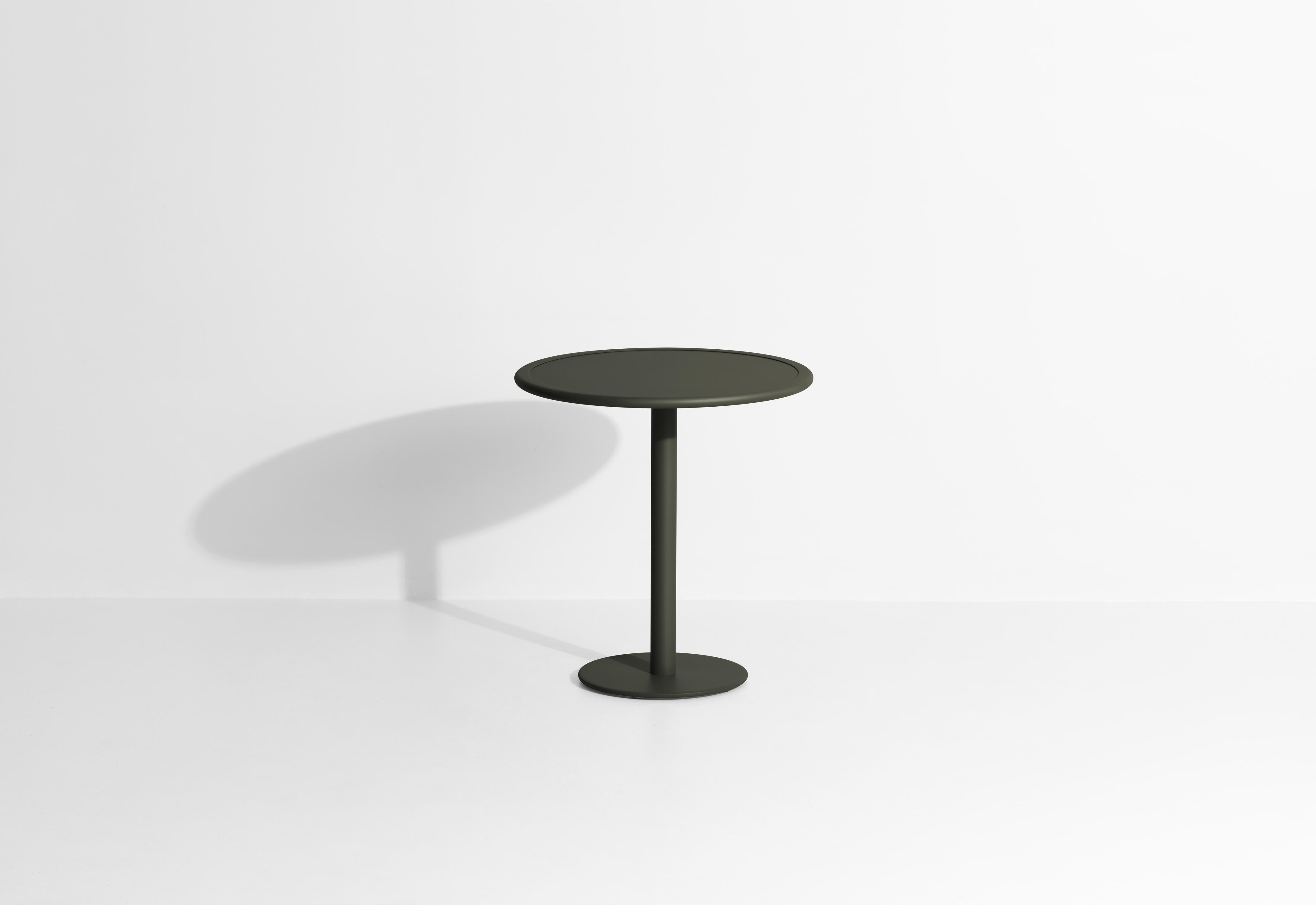 Petite Friture Week-End Bistro Round Dining Table in Glass Green Aluminium by Studio BrichetZiegler, 2017

The week-end collection is a full range of outdoor furniture, in aluminium grained epoxy paint, matt finish, that includes 18 functions and