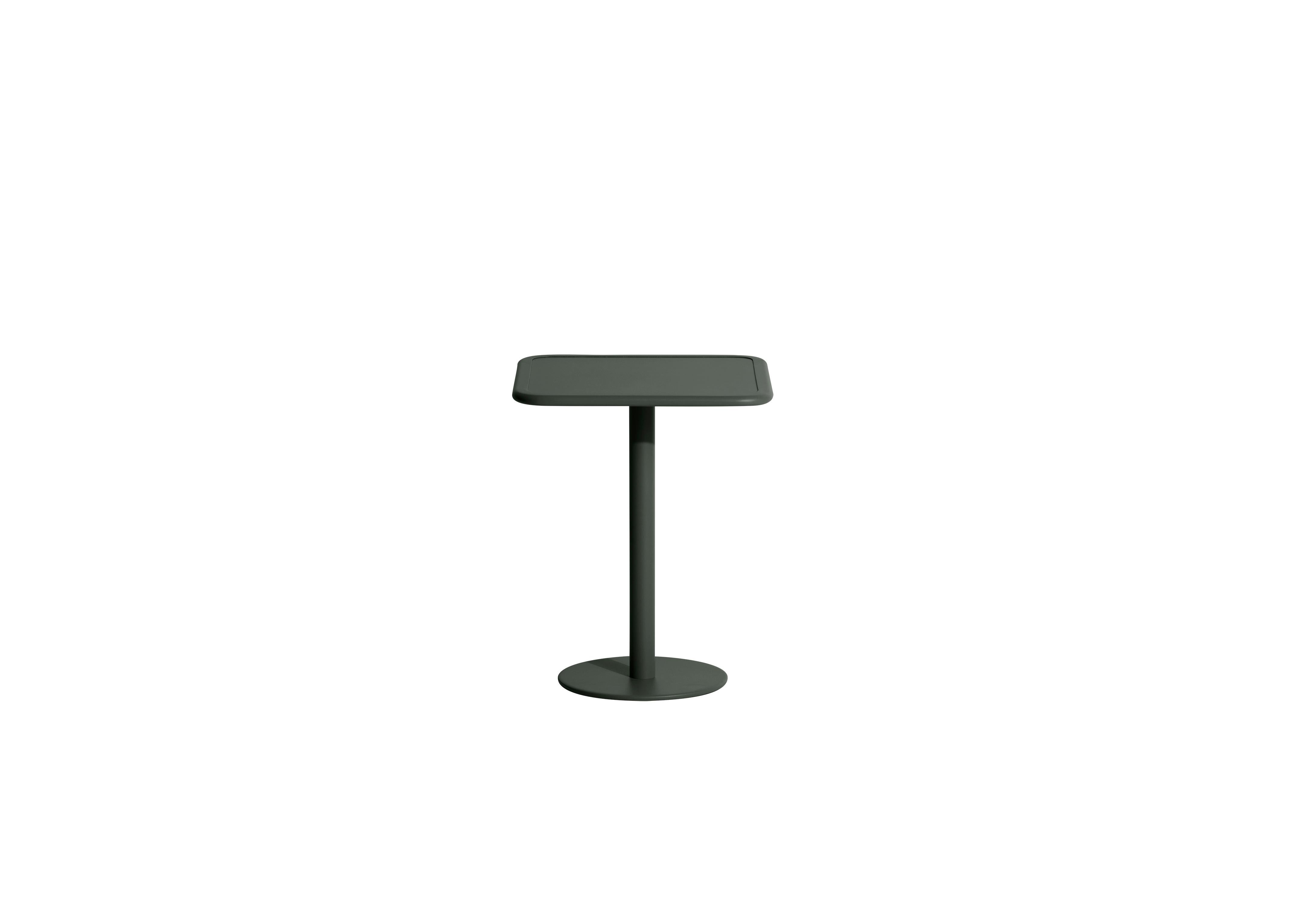 Petite Friture Week-End Bistro Square Dining Table in Glass Green Aluminium by Studio BrichetZiegler, 2017

The week-end collection is a full range of outdoor furniture, in aluminium grained epoxy paint, matt finish, that includes 18 functions and