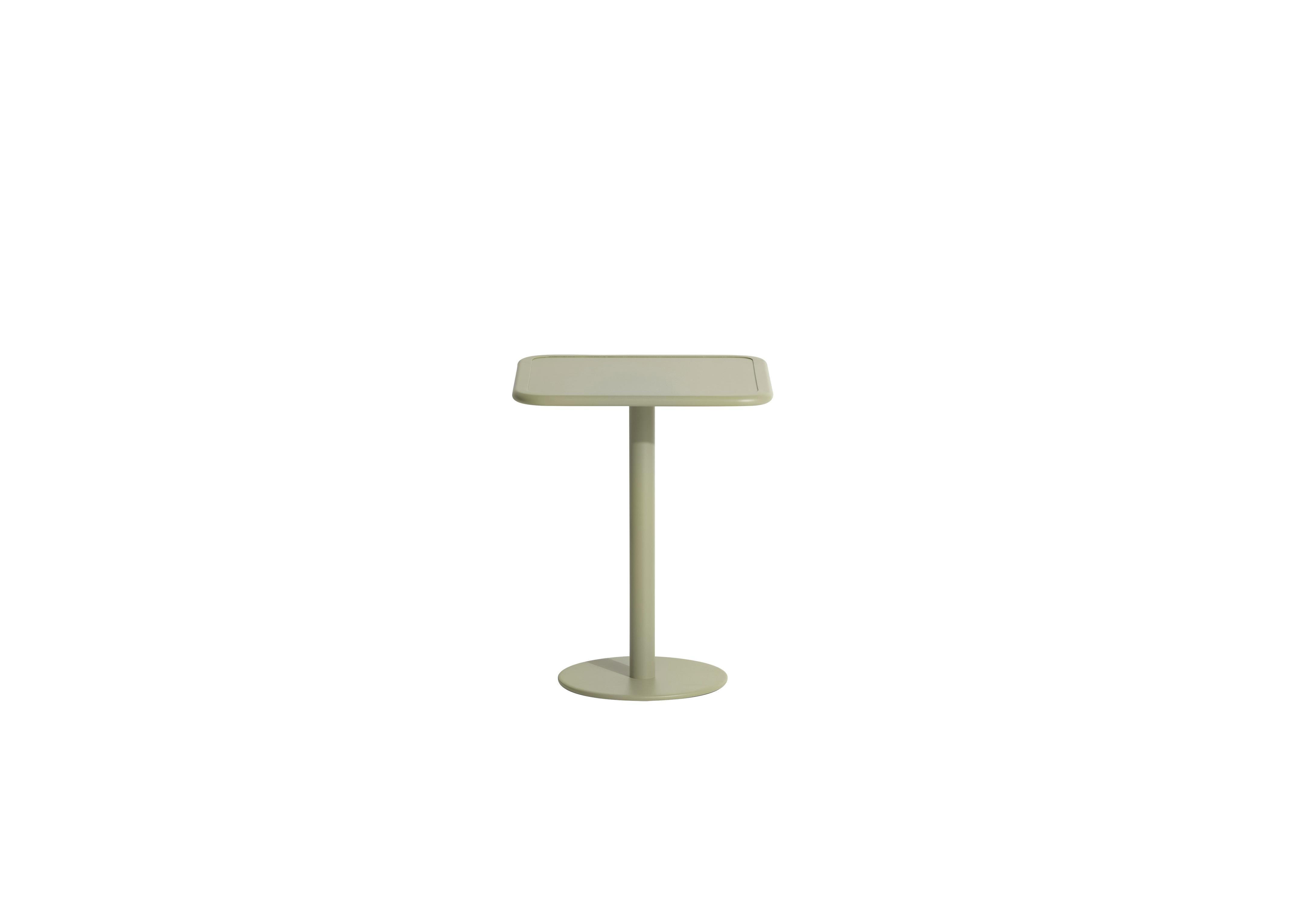 Petite Friture Week-End Bistro Square Dining Table en aluminium vert jade par Studio BrichetZiegler, 2017

La collection week-end est une gamme complète de mobilier d'extérieur, en peinture époxy aluminium grainé, finition mate, qui comprend 18