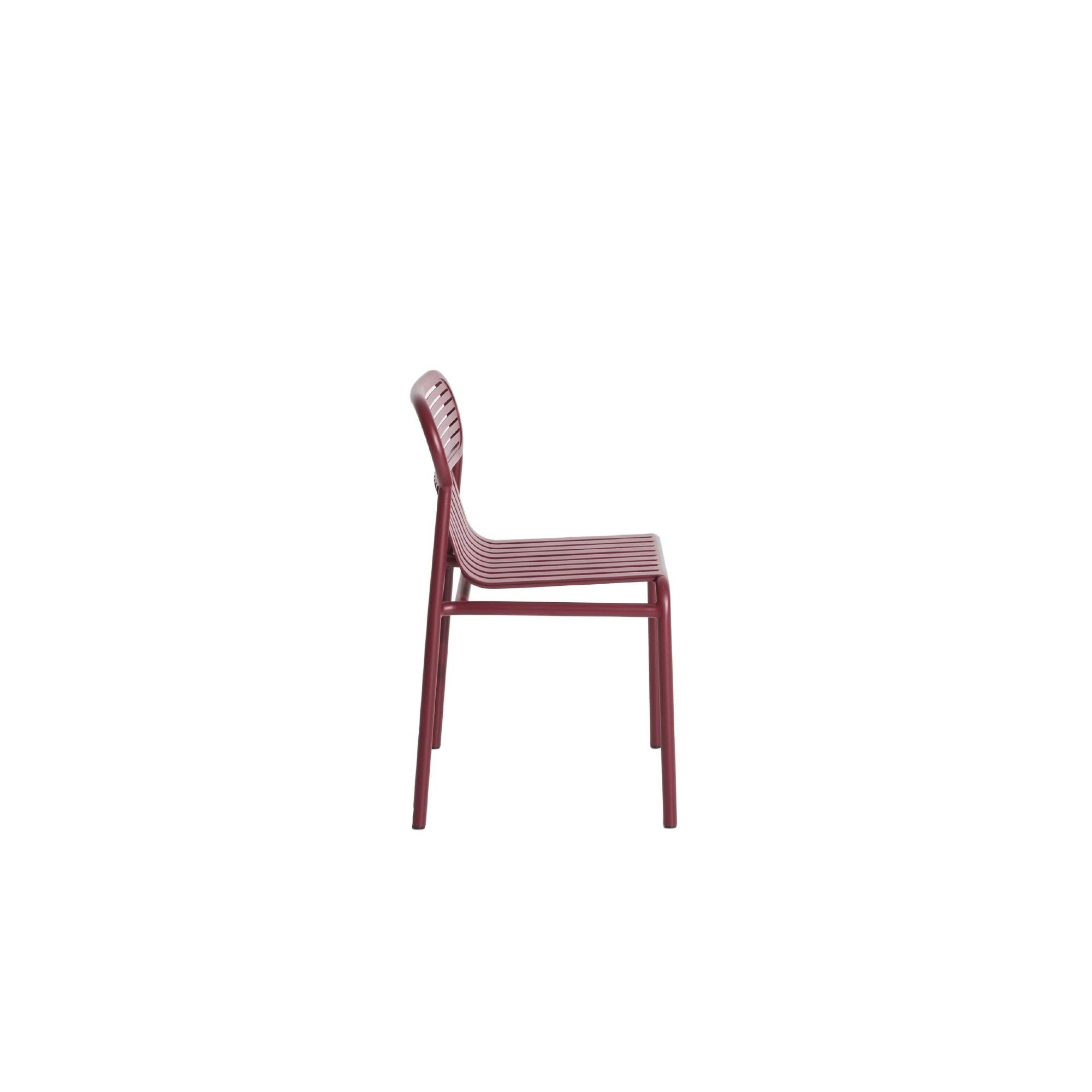 Petite Friture Week-End Chair in Burgundy Aluminium by Studio BrichetZiegler, 2017

The week-end collection is a full range of outdoor furniture, in aluminium grained epoxy paint, matt finish, that includes 18 functions and 8 colours for the