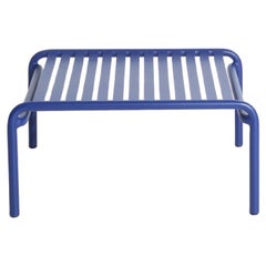 Mesa baja Petite Friture Week-End de aluminio azul de Studio BrichetZiegler