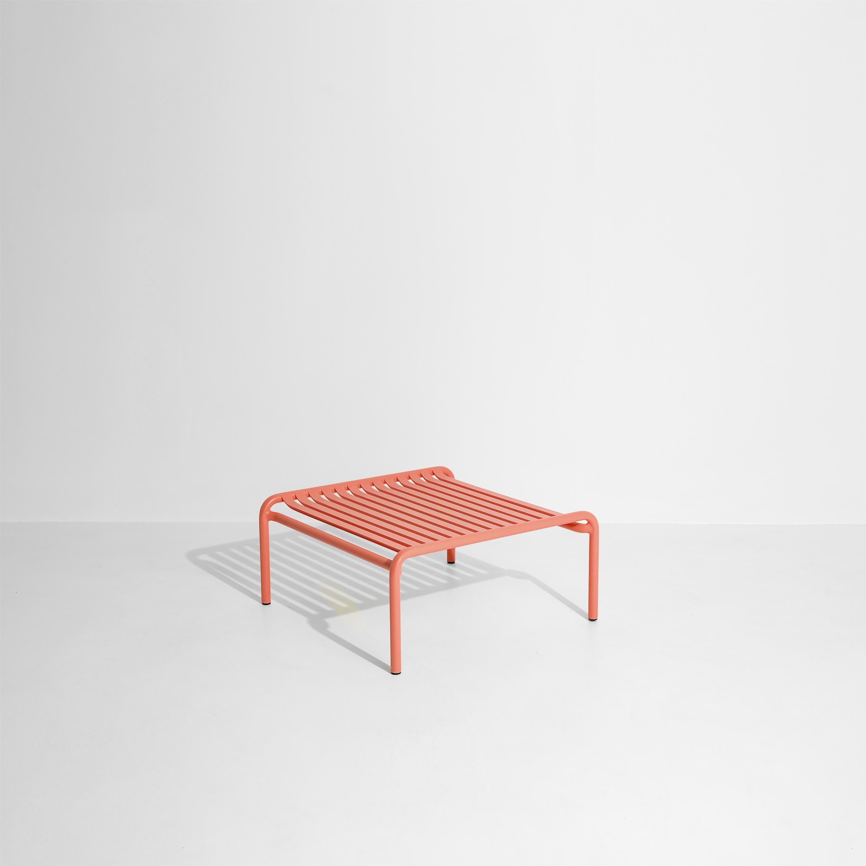 Petite Friture Week-End Coffee Table in Coral Aluminium by Studio BrichetZiegler, 2017

The week-end collection is a full range of outdoor furniture, in aluminium grained epoxy paint, matt finish, that includes 18 functions and 8 colours for the