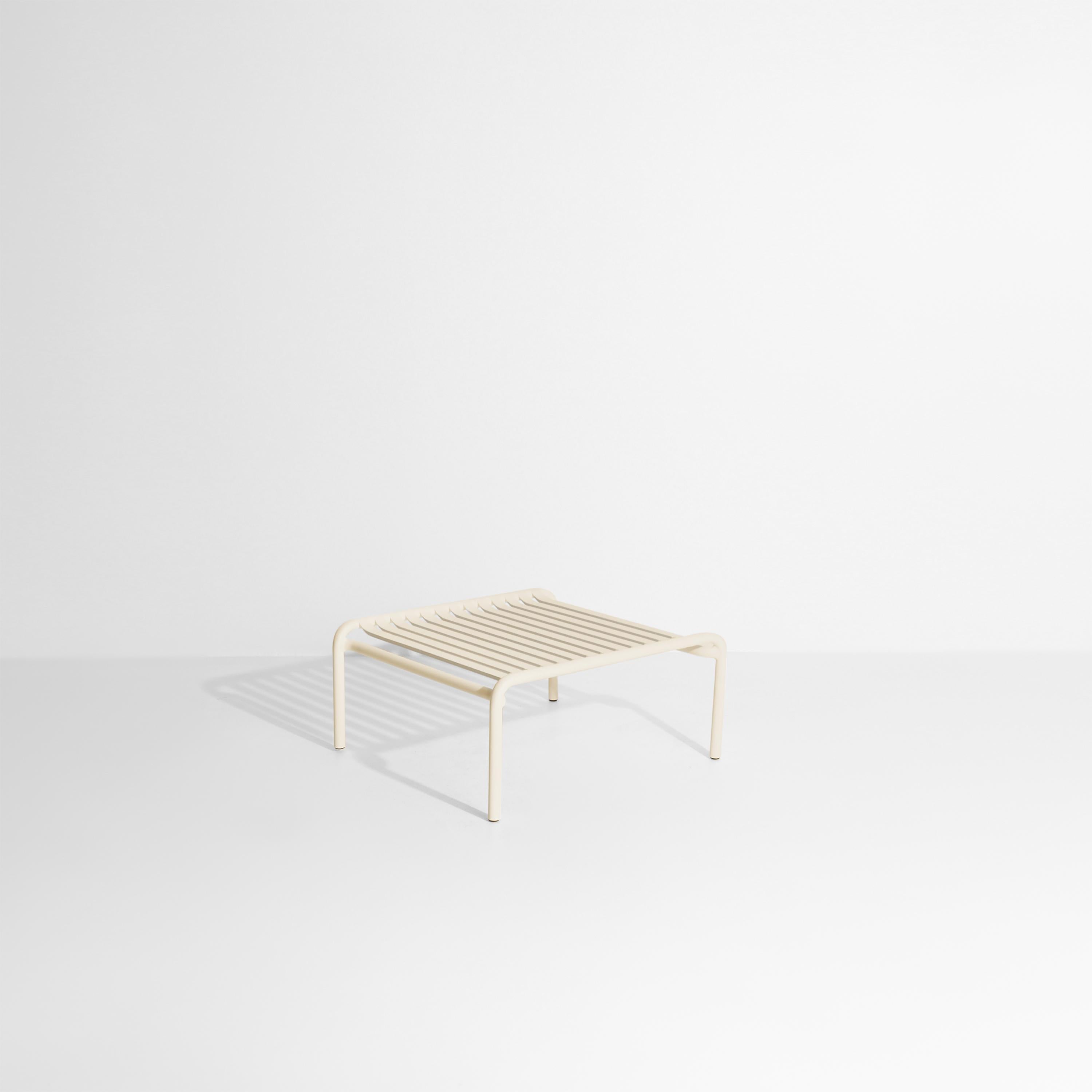 Petite Friture Week-End Coffee Table in Ivory Aluminium by Studio BrichetZiegler, 2017

The week-end collection is a full range of outdoor furniture, in aluminium grained epoxy paint, matt finish, that includes 18 functions and 8 colours for the