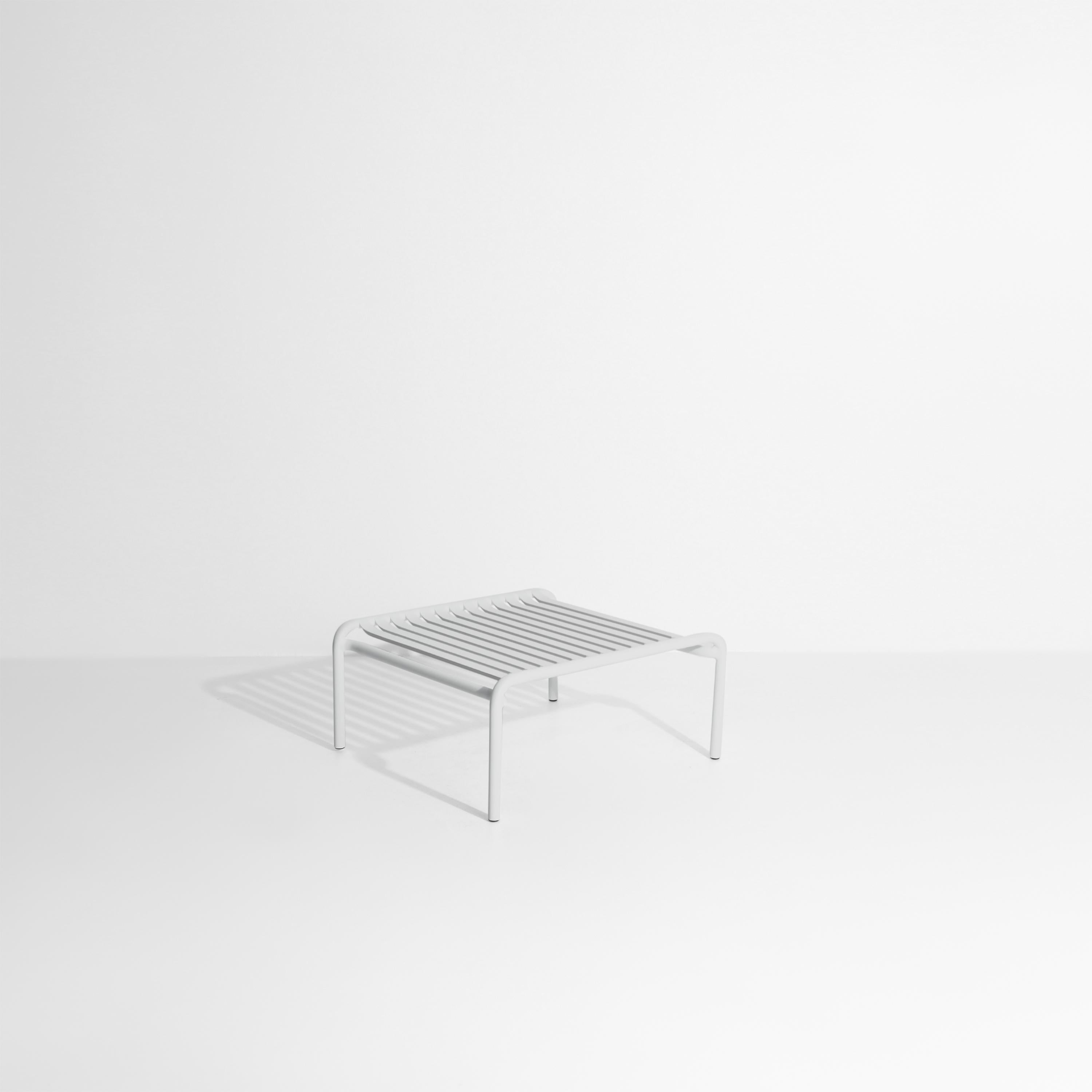 Petite Friture Week-End Coffee Table in Pearl Grey Aluminium by Studio BrichetZiegler, 2017

The week-end collection is a full range of outdoor furniture, in aluminium grained epoxy paint, matt finish, that includes 18 functions and 8 colours for