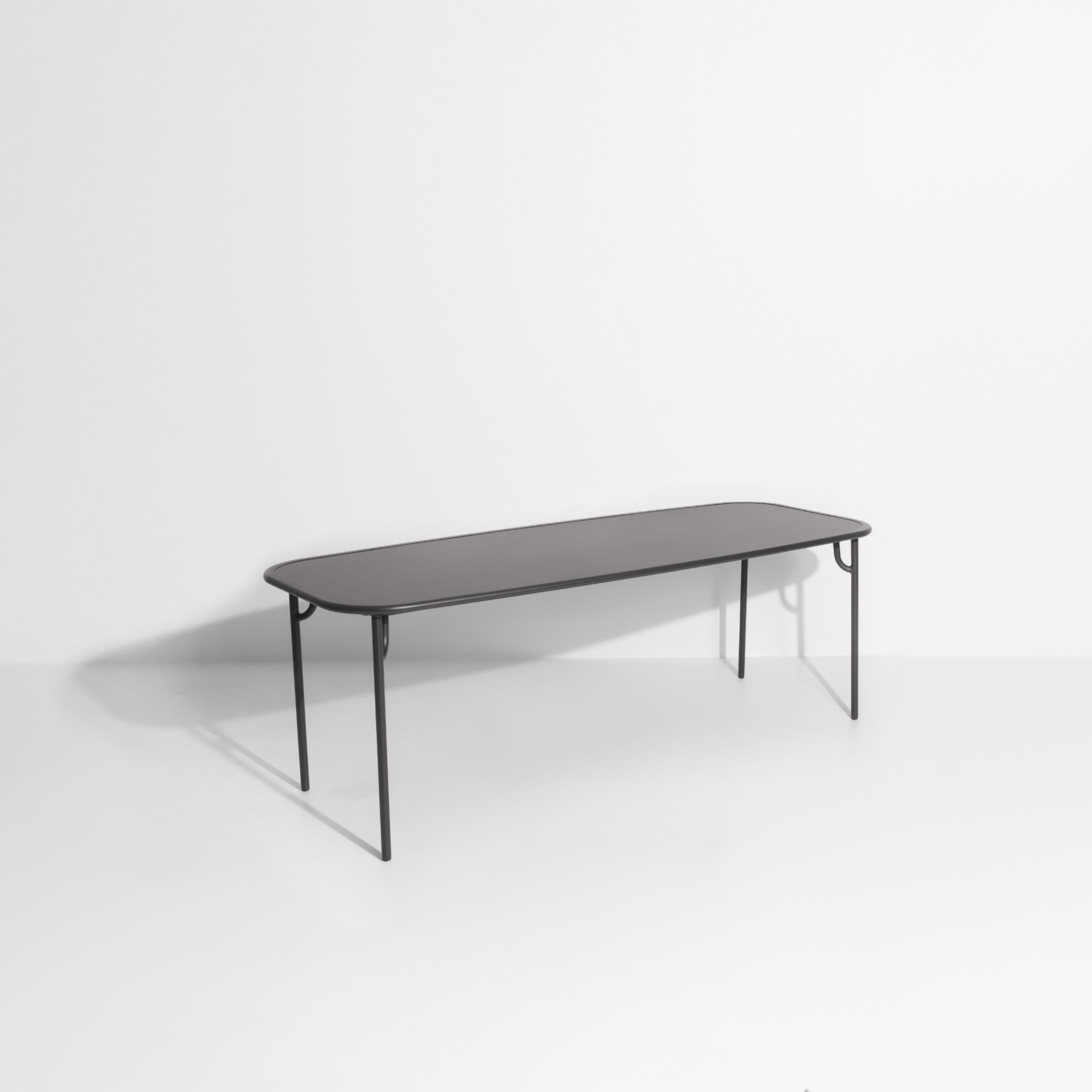 Petite Friture Week-End Large Plain Rectangular Dining Table in Anthracite Aluminium by Studio BrichetZiegler, 2017

The week-end collection is a full range of outdoor furniture, in aluminium grained epoxy paint, matt finish, that includes 18