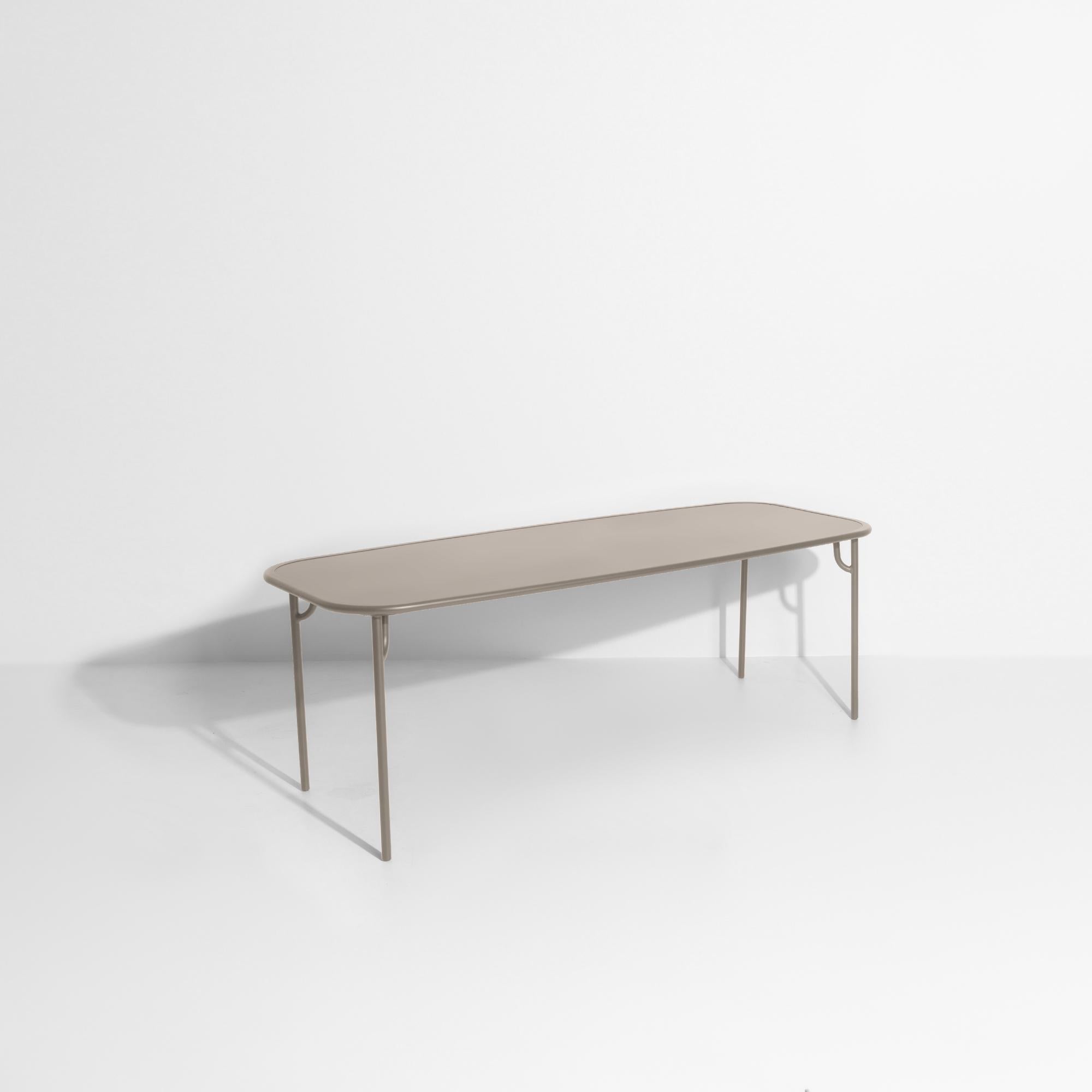 Petite Friture Week-End Large Plain Rectangular Dining Table in Dune Aluminium by Studio BrichetZiegler, 2017

The week-end collection is a full range of outdoor furniture, in aluminium grained epoxy paint, matt finish, that includes 18 functions
